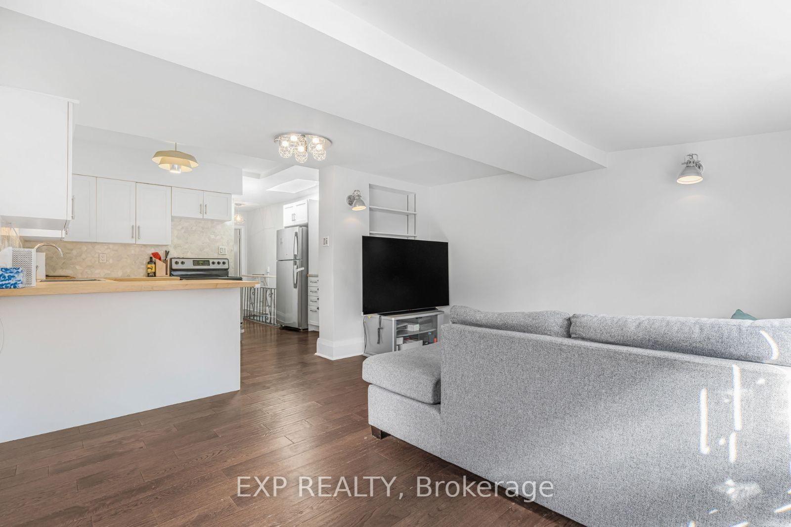 491 Jane St, Toronto, ON M6S4A1 | 2 Bedroom 2 Bathroom Semi-Detached House | Image 16