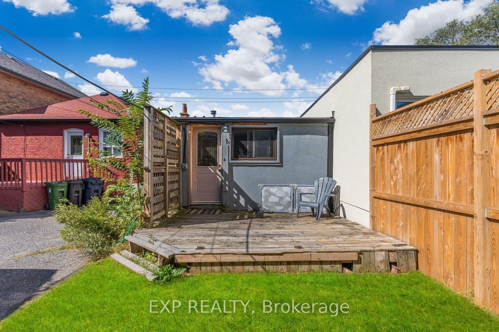 491 Jane St, Toronto, ON M6S4A1 | 2 Bedroom 2 Bathroom Semi-Detached House | Image 22