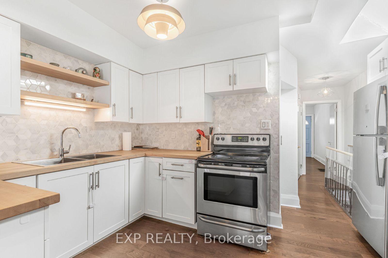 491 Jane St, Toronto, ON M6S4A1 | 2 Bedroom 2 Bathroom Semi-Detached House | Image 8