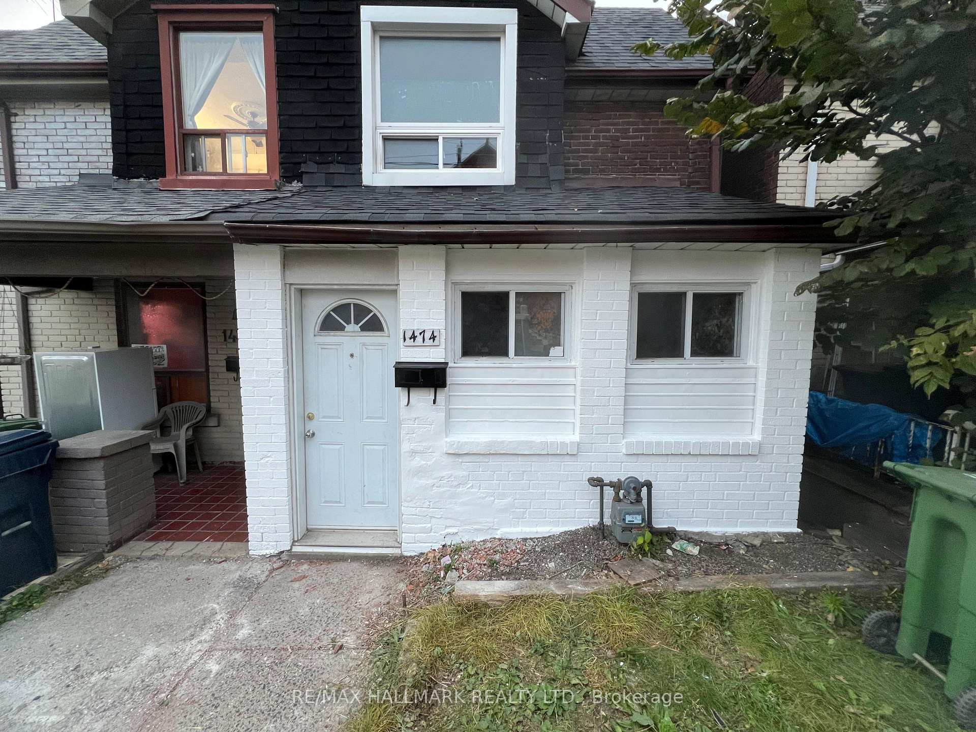 1474 Dufferin St, Toronto, ON M6H3L3 | 2 Bedroom 3 Bathroom Semi-Detached House | Image 2
