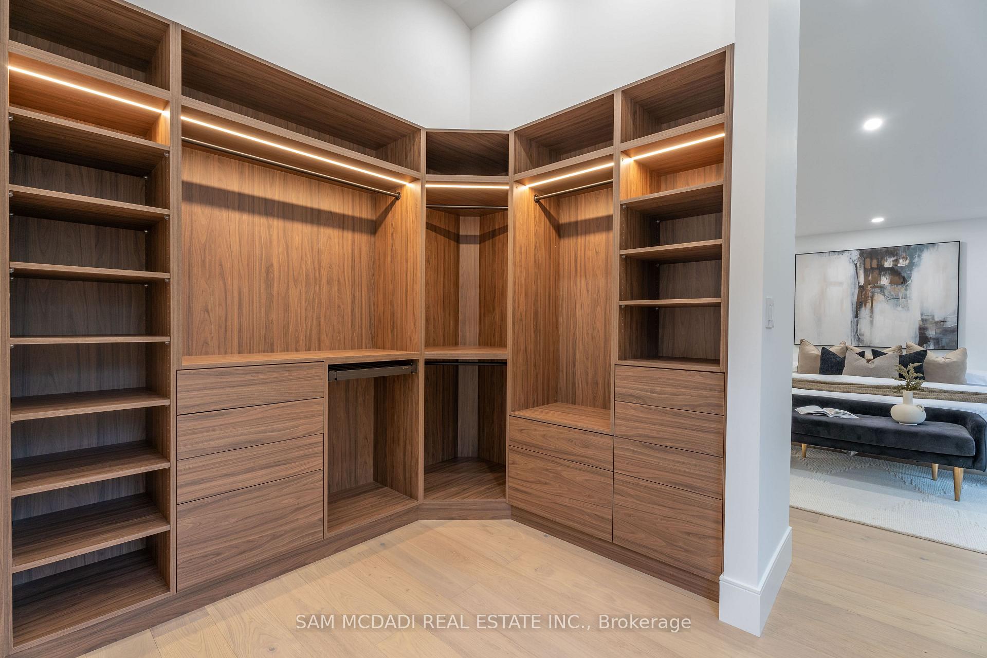 32 Swan Ave, Toronto, ON M9B1V4 | 4 Bedroom 5 Bathroom Detached House | Image 24