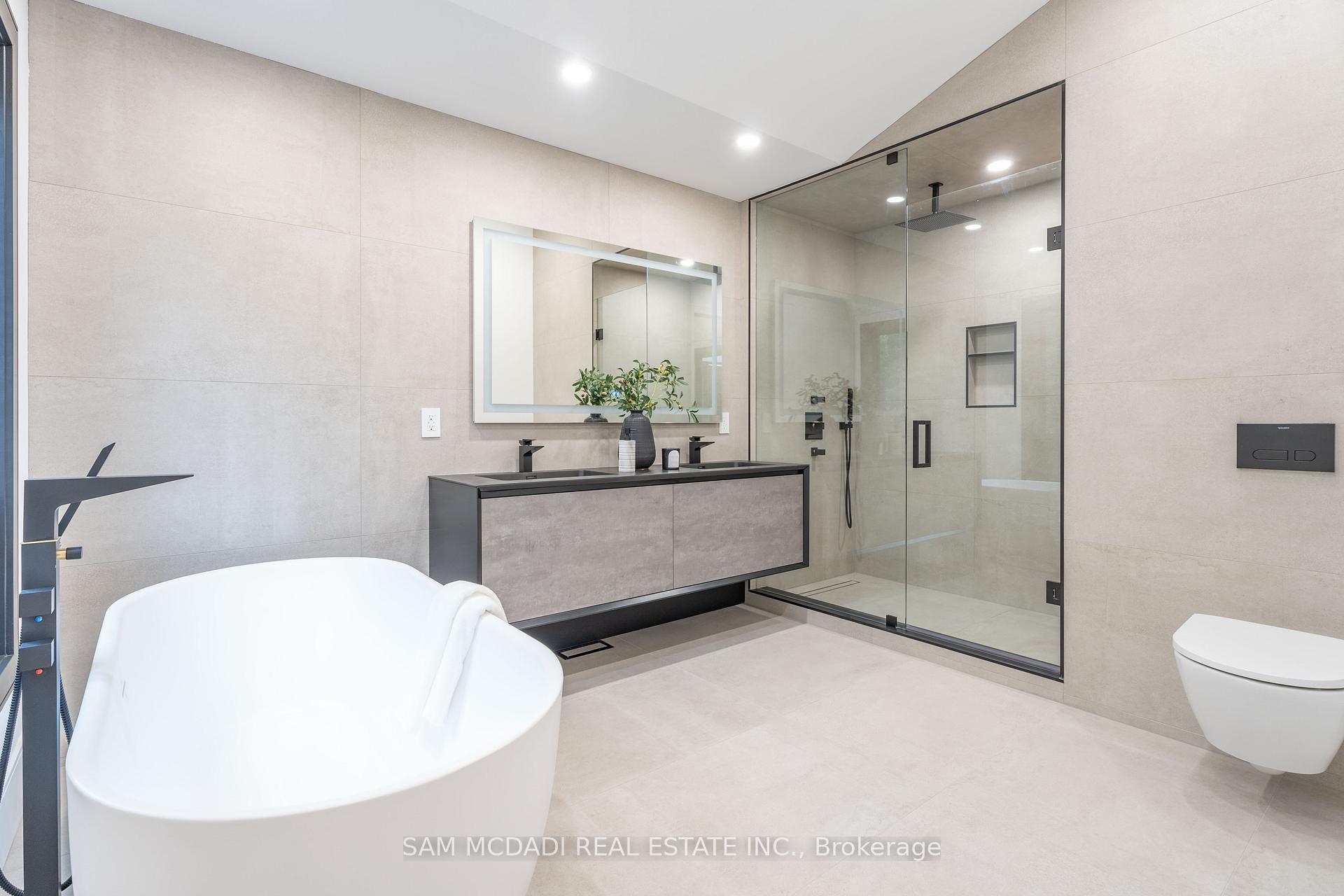 32 Swan Ave, Toronto, ON M9B1V4 | 4 Bedroom 5 Bathroom Detached House | Image 25