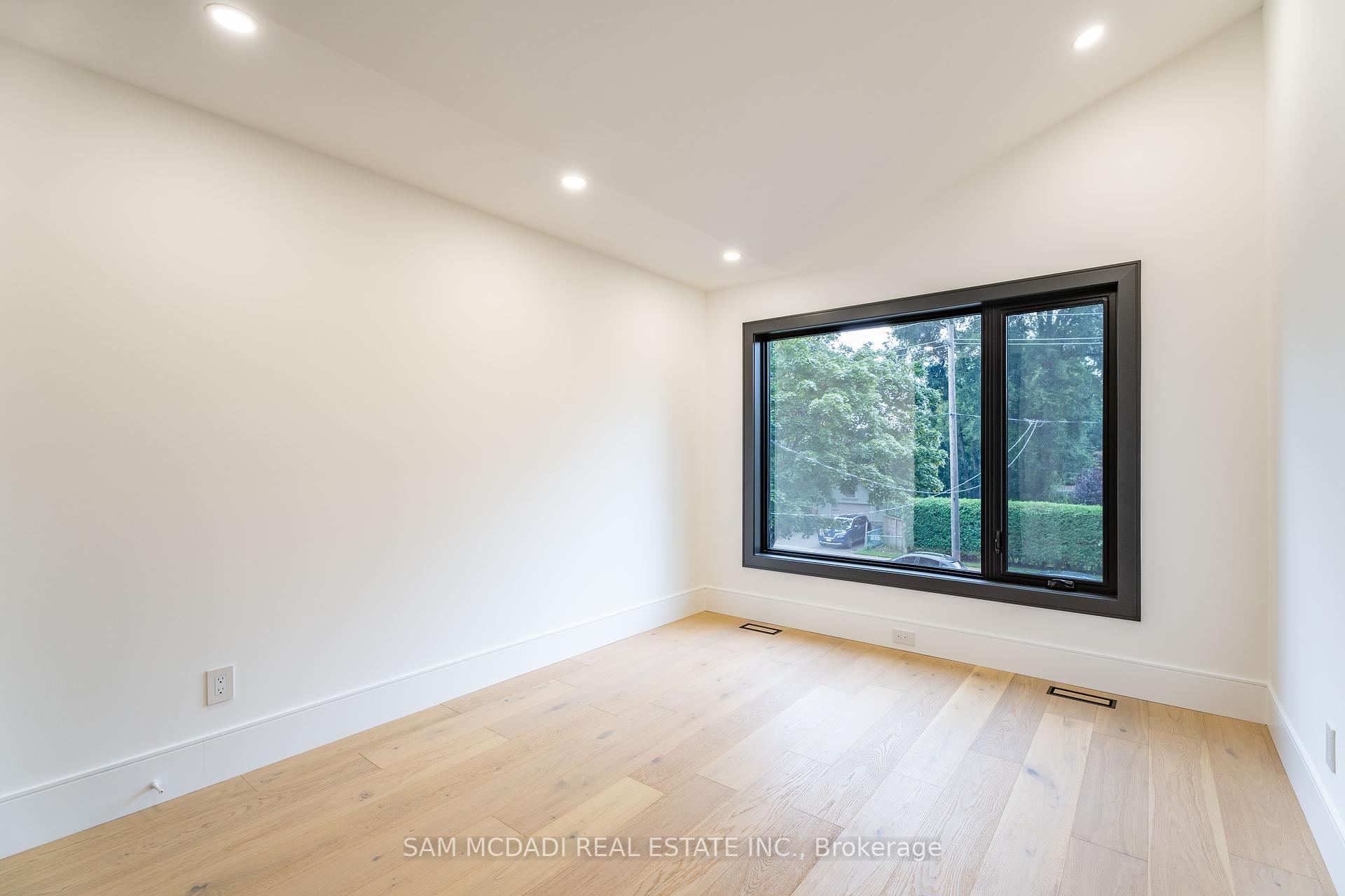 32 Swan Ave, Toronto, ON M9B1V4 | 4 Bedroom 5 Bathroom Detached House | Image 29