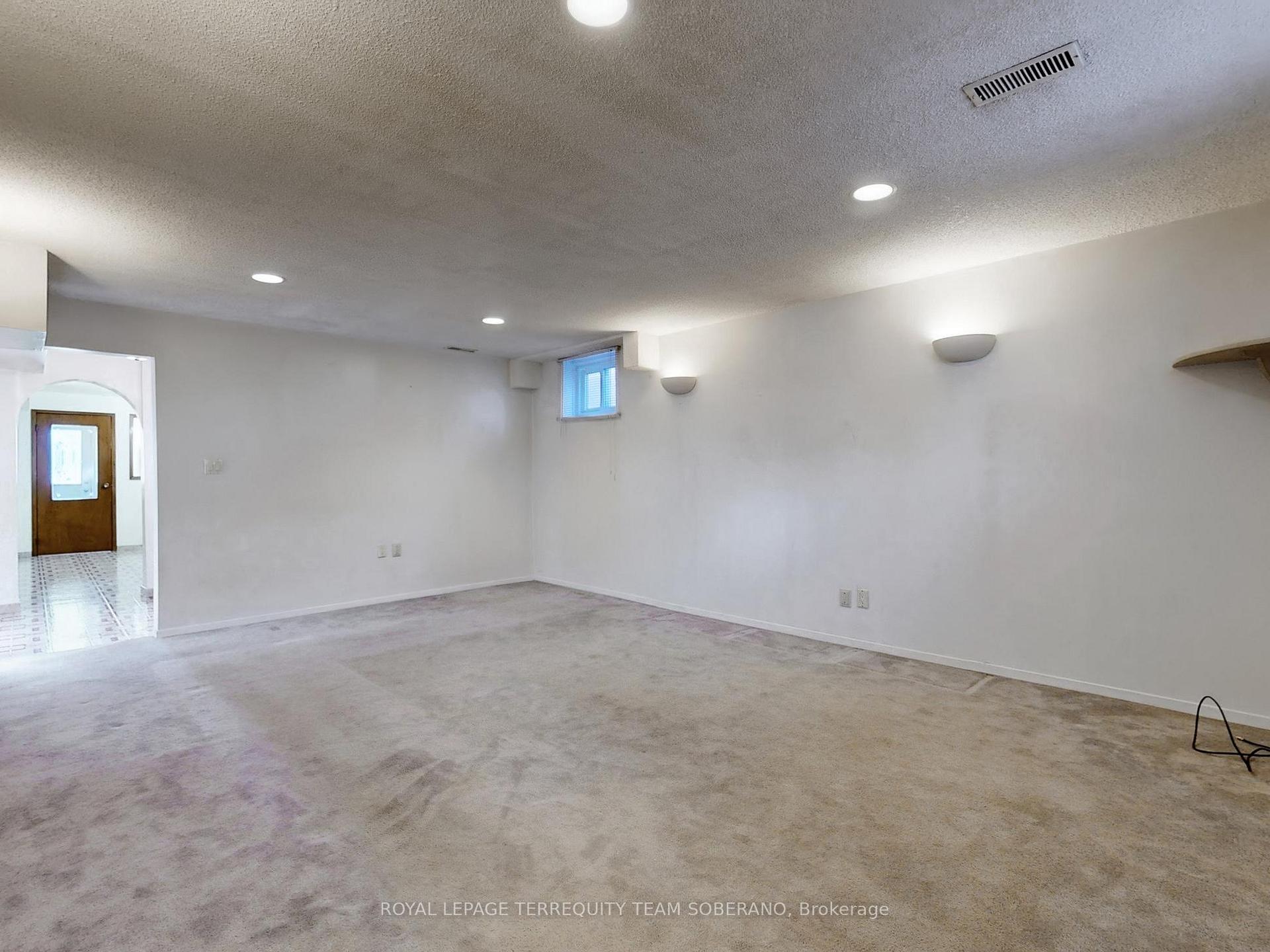 10 Bengal Crt, Toronto, ON M3L1X9 | 3 Bedroom 2 Bathroom Semi-Detached House | Image 26