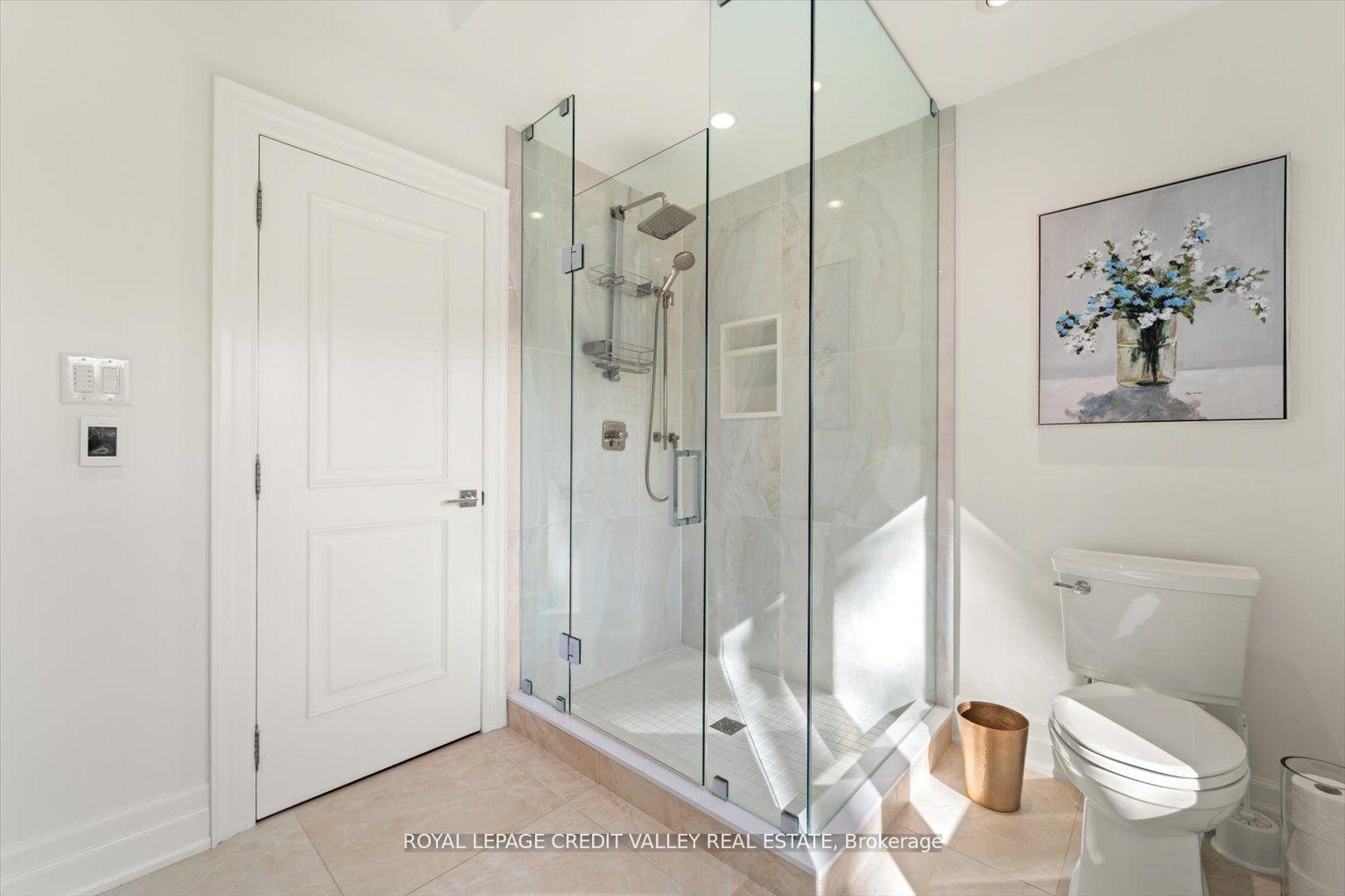 128 Laurel Ave, Toronto, ON M9B4T6 | 4 Bedroom 5 Bathroom Detached House | Image 23