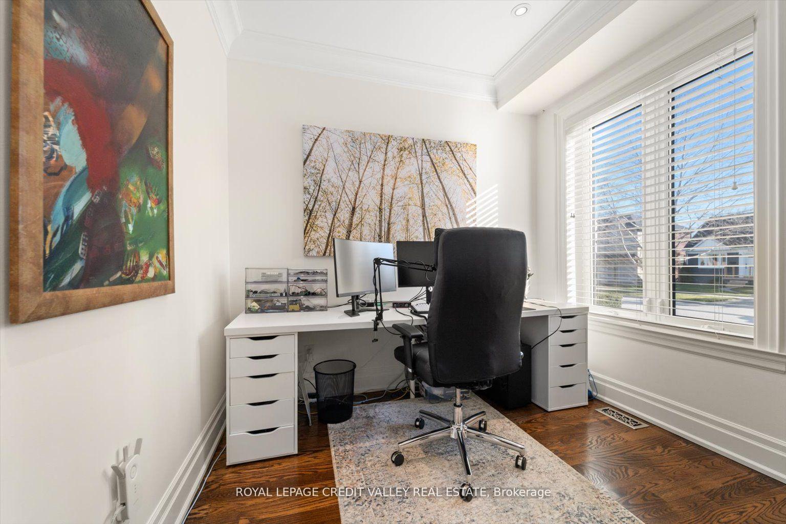 128 Laurel Ave, Toronto, ON M9B4T6 | 4 Bedroom 5 Bathroom Detached House | Image 3