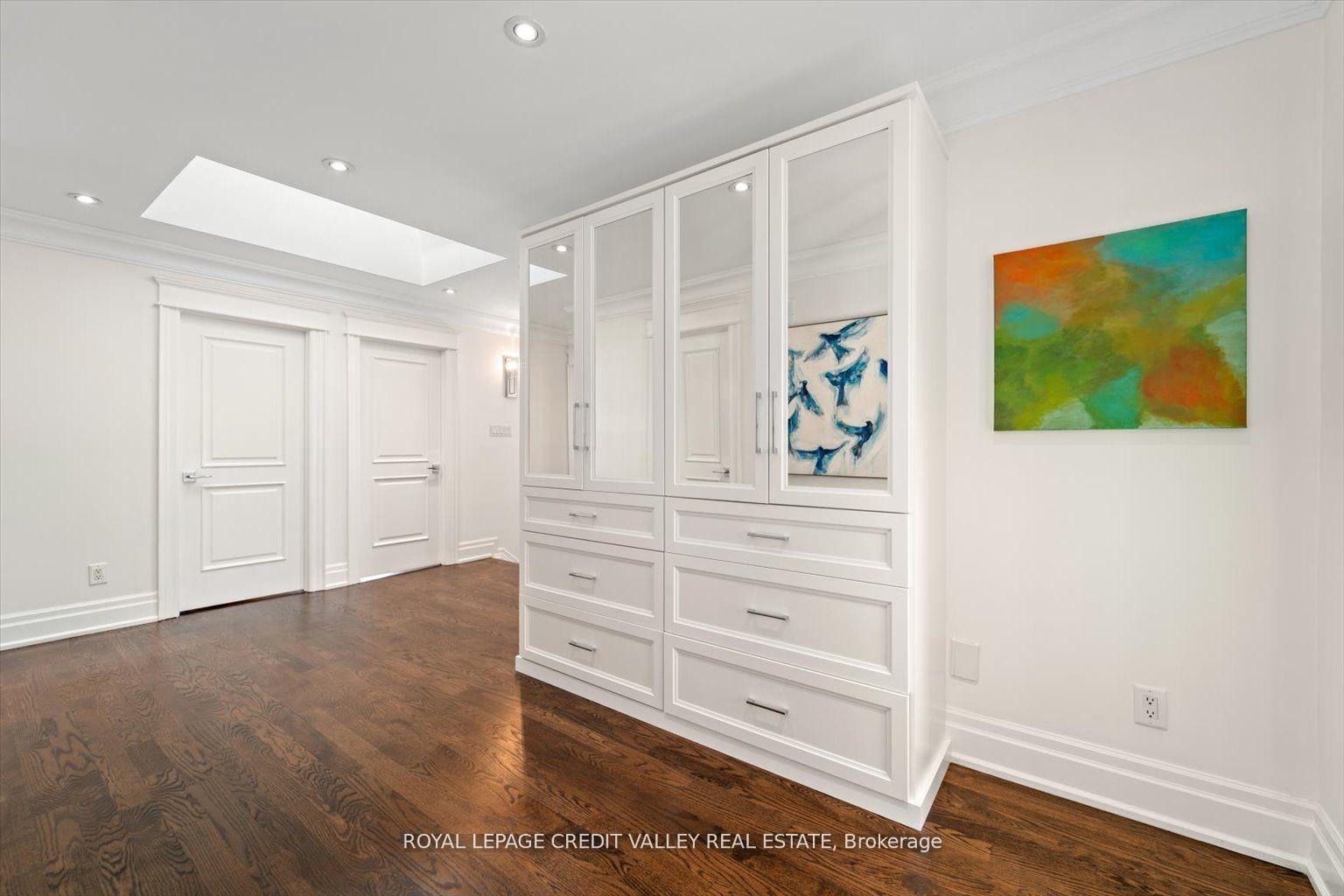 128 Laurel Ave, Toronto, ON M9B4T6 | 4 Bedroom 5 Bathroom Detached House | Image 30