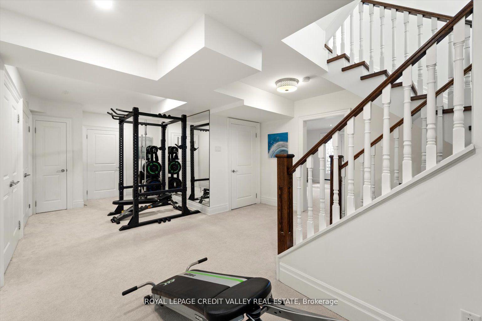 128 Laurel Ave, Toronto, ON M9B4T6 | 4 Bedroom 5 Bathroom Detached House | Image 32