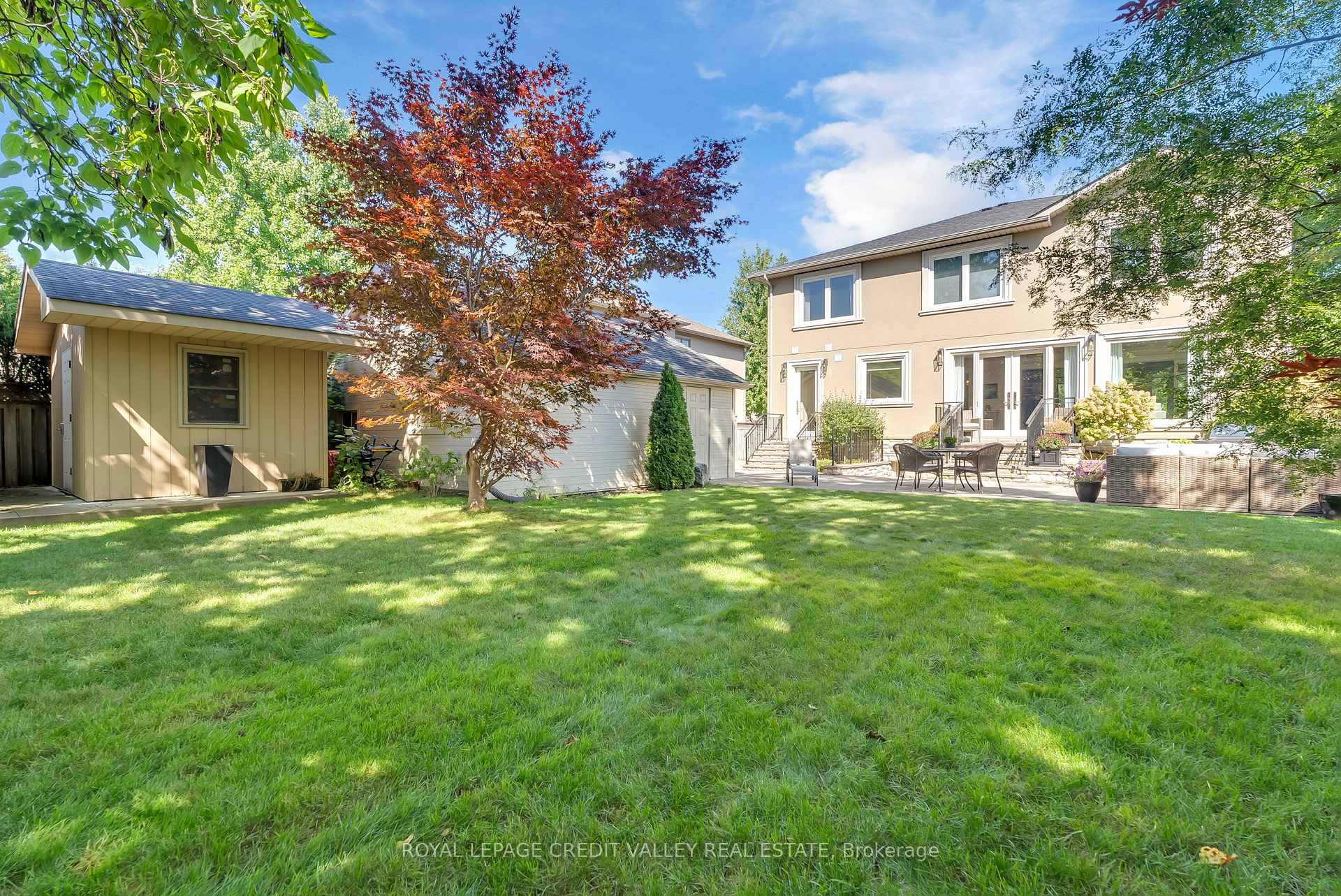 128 Laurel Ave, Toronto, ON M9B4T6 | 4 Bedroom 5 Bathroom Detached House | Image 39