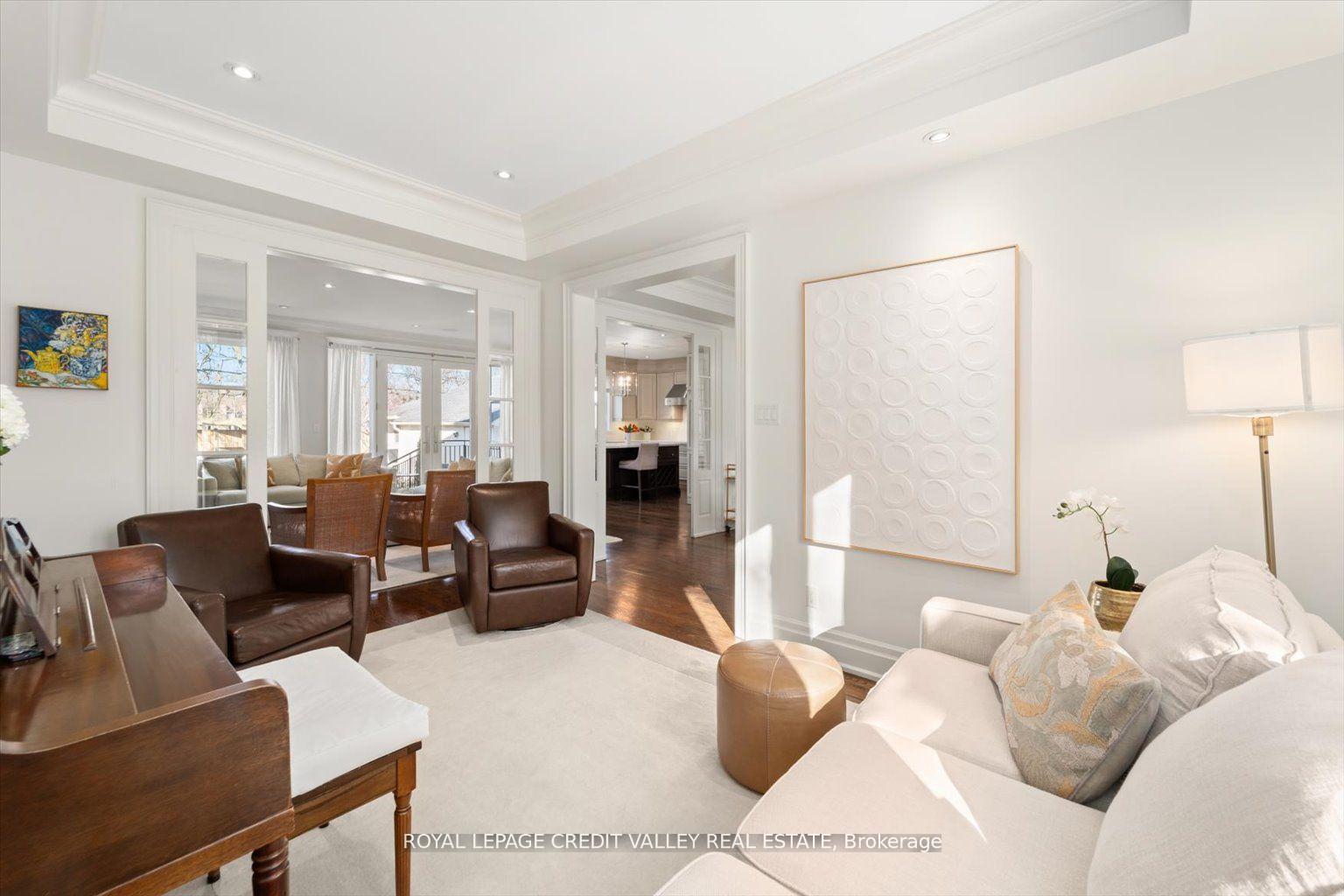 128 Laurel Ave, Toronto, ON M9B4T6 | 4 Bedroom 5 Bathroom Detached House | Image 7