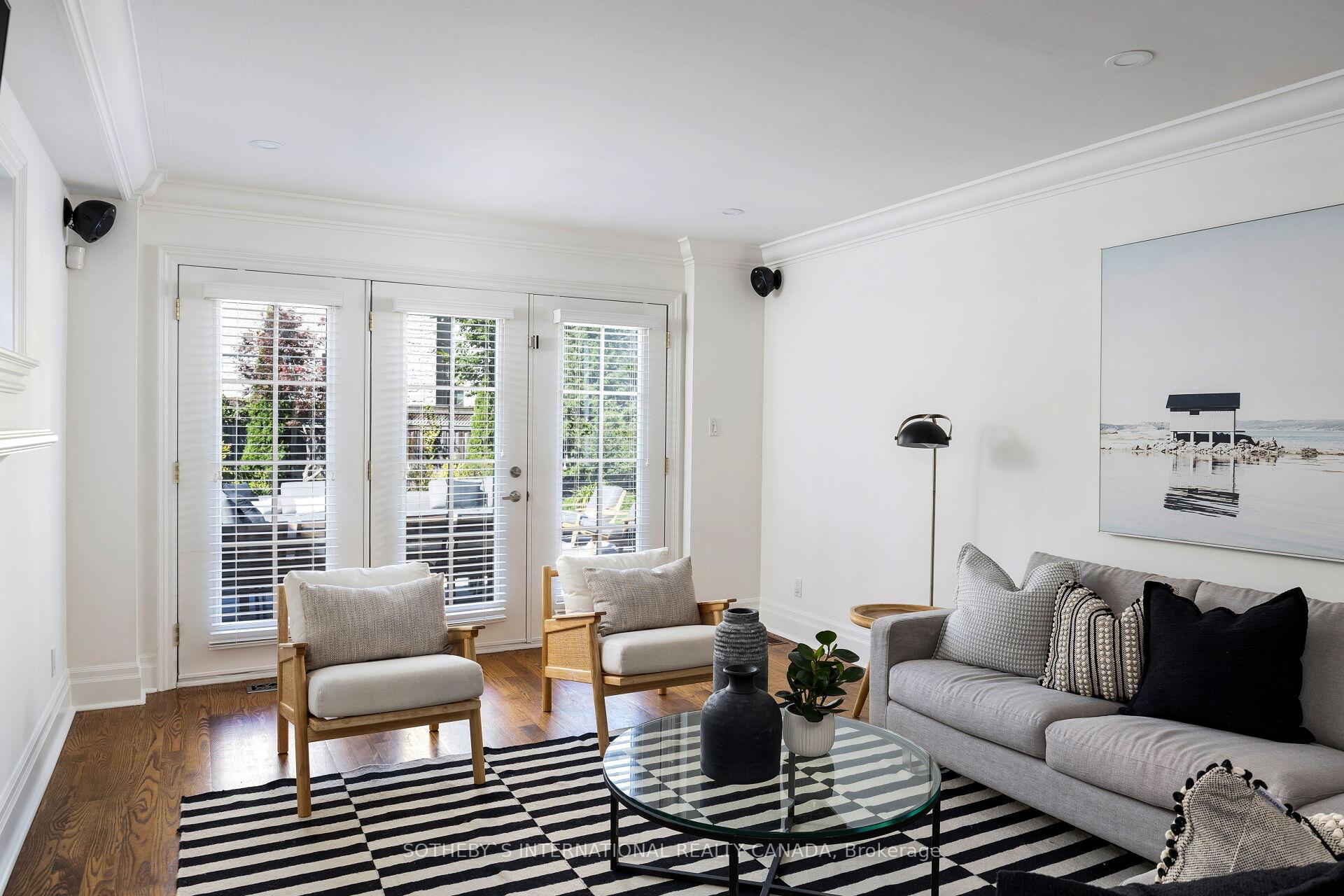 10 Edgehill Rd, Toronto, ON M9A4N3 | 4 Bedroom 5 Bathroom Detached House | Image 15