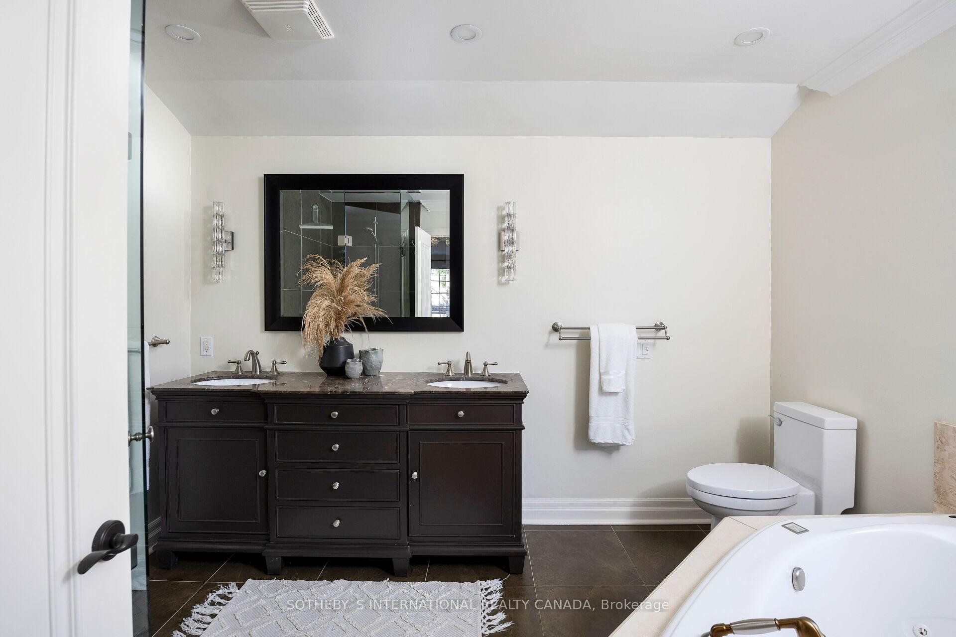 10 Edgehill Rd, Toronto, ON M9A4N3 | 4 Bedroom 5 Bathroom Detached House | Image 20