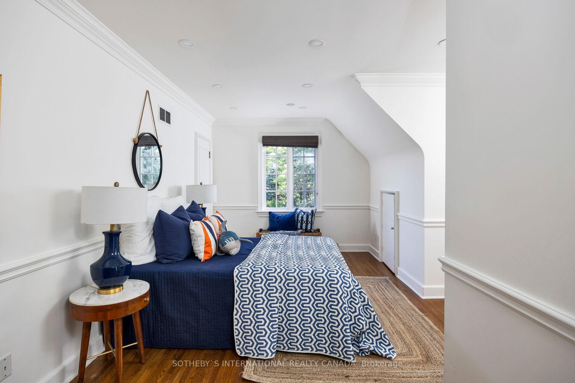 10 Edgehill Rd, Toronto, ON M9A4N3 | 4 Bedroom 5 Bathroom Detached House | Image 25