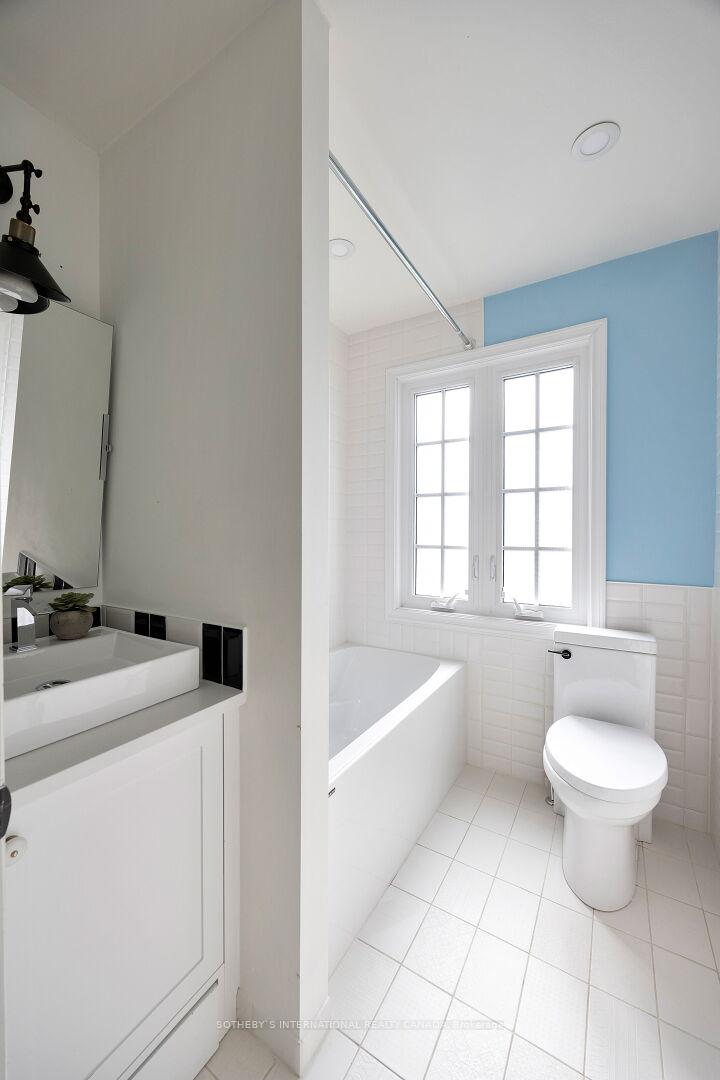 10 Edgehill Rd, Toronto, ON M9A4N3 | 4 Bedroom 5 Bathroom Detached House | Image 29