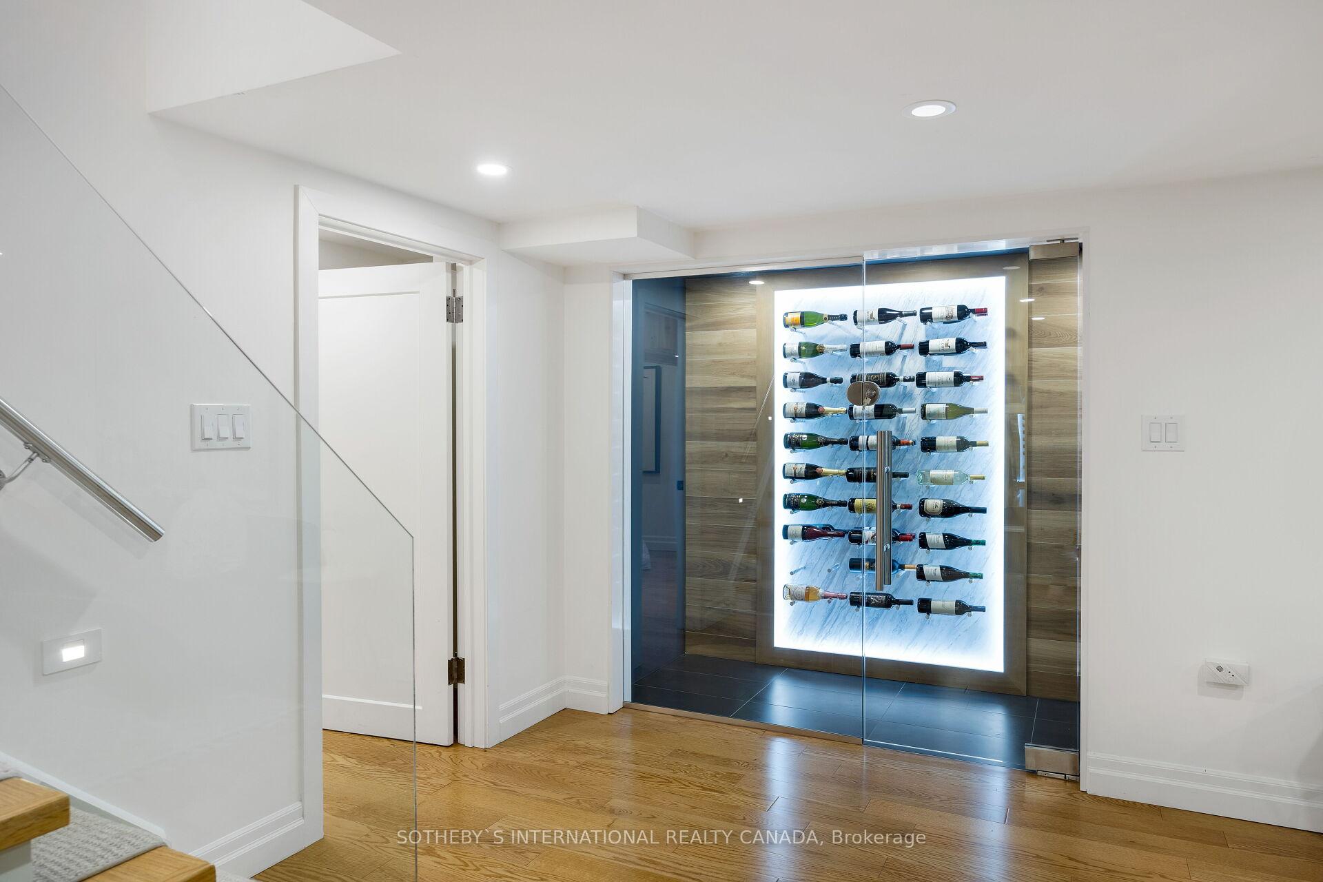 10 Edgehill Rd, Toronto, ON M9A4N3 | 4 Bedroom 5 Bathroom Detached House | Image 31