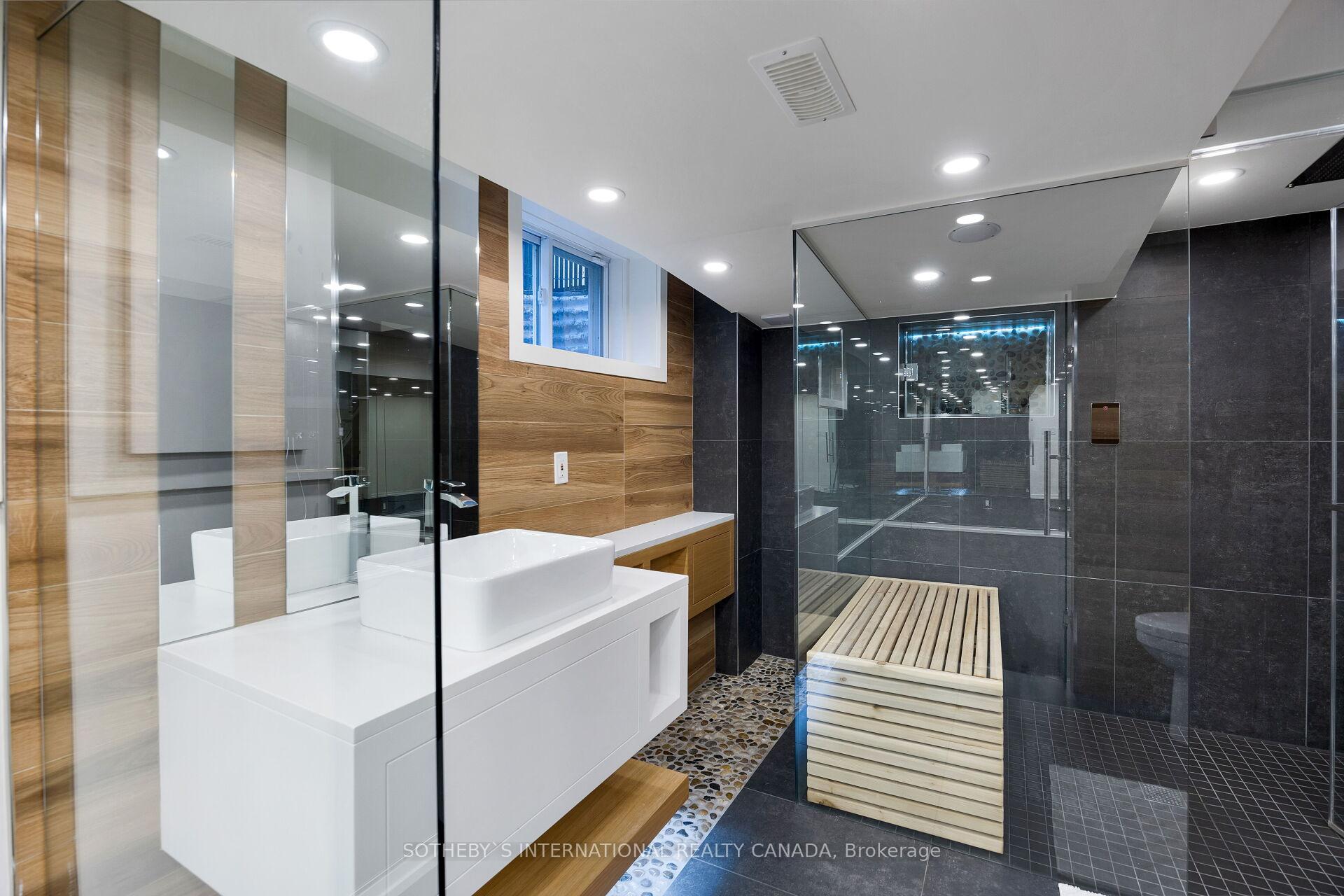 10 Edgehill Rd, Toronto, ON M9A4N3 | 4 Bedroom 5 Bathroom Detached House | Image 34