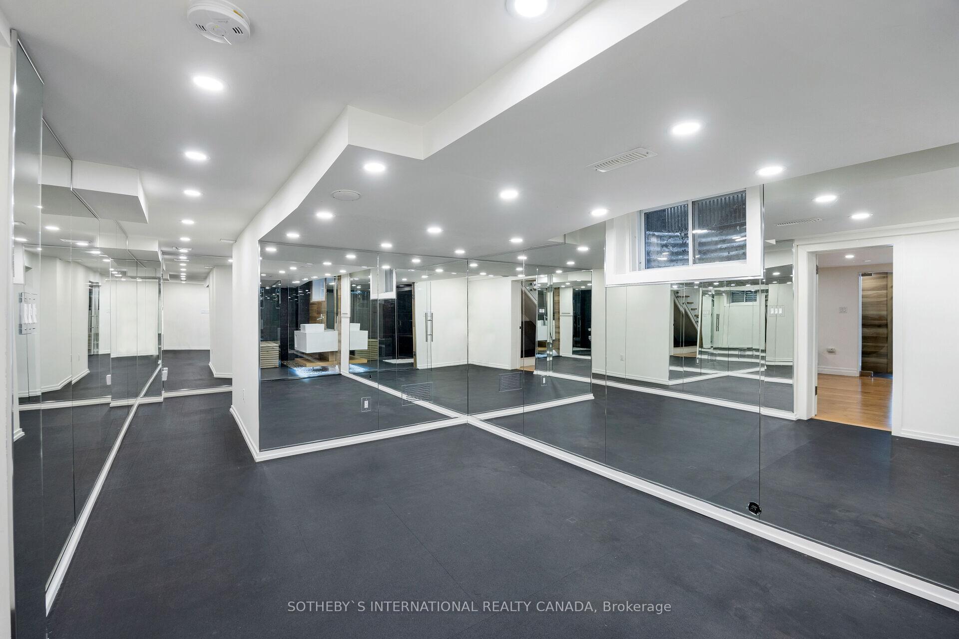 10 Edgehill Rd, Toronto, ON M9A4N3 | 4 Bedroom 5 Bathroom Detached House | Image 35