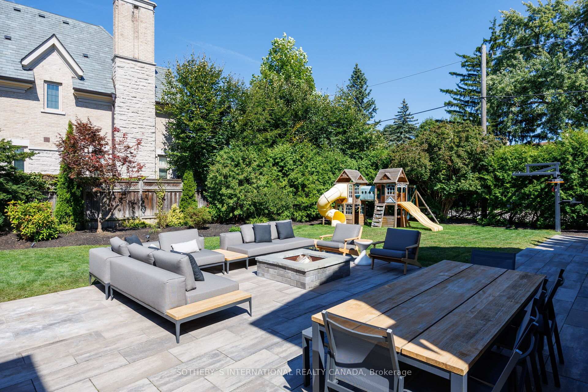 10 Edgehill Rd, Toronto, ON M9A4N3 | 4 Bedroom 5 Bathroom Detached House | Image 38