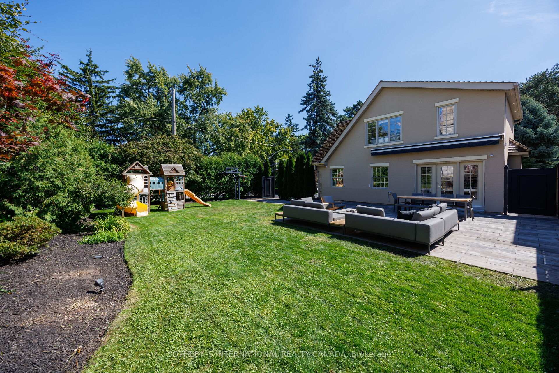 10 Edgehill Rd, Toronto, ON M9A4N3 | 4 Bedroom 5 Bathroom Detached House | Image 39