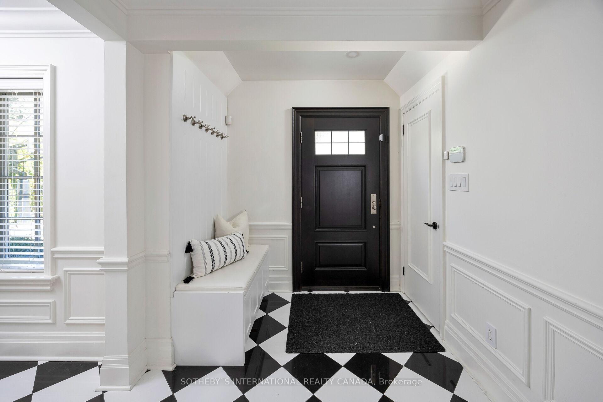 10 Edgehill Rd, Toronto, ON M9A4N3 | 4 Bedroom 5 Bathroom Detached House | Image 6