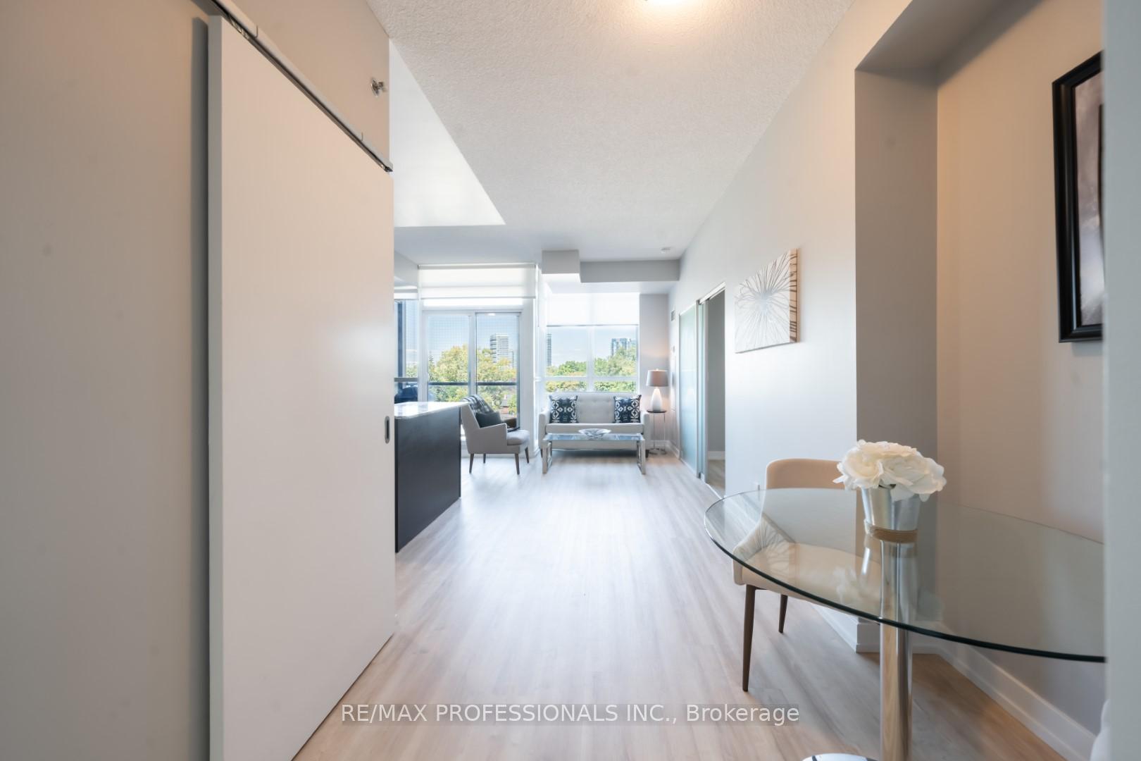 #617 - 11 Superior Ave, Toronto, ON M8V0A7 | 1 Bedroom 1 Bathroom Condo Apt | Image 4