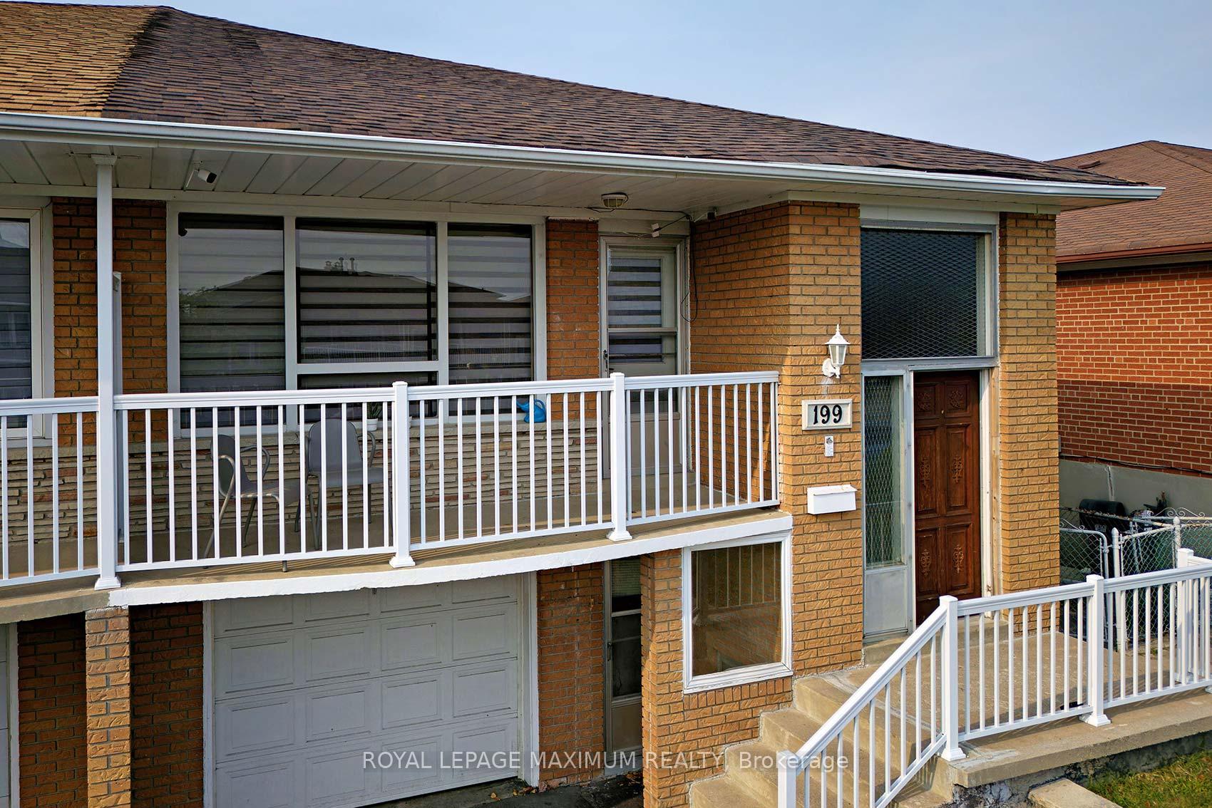199 Cabana Dr, Toronto, ON M9L1L2 | 3 Bedroom 2 Bathroom Semi-Detached House | Image 10