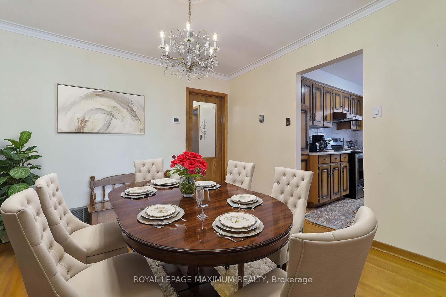 199 Cabana Dr, Toronto, ON M9L1L2 | 3 Bedroom 2 Bathroom Semi-Detached House | Image 17