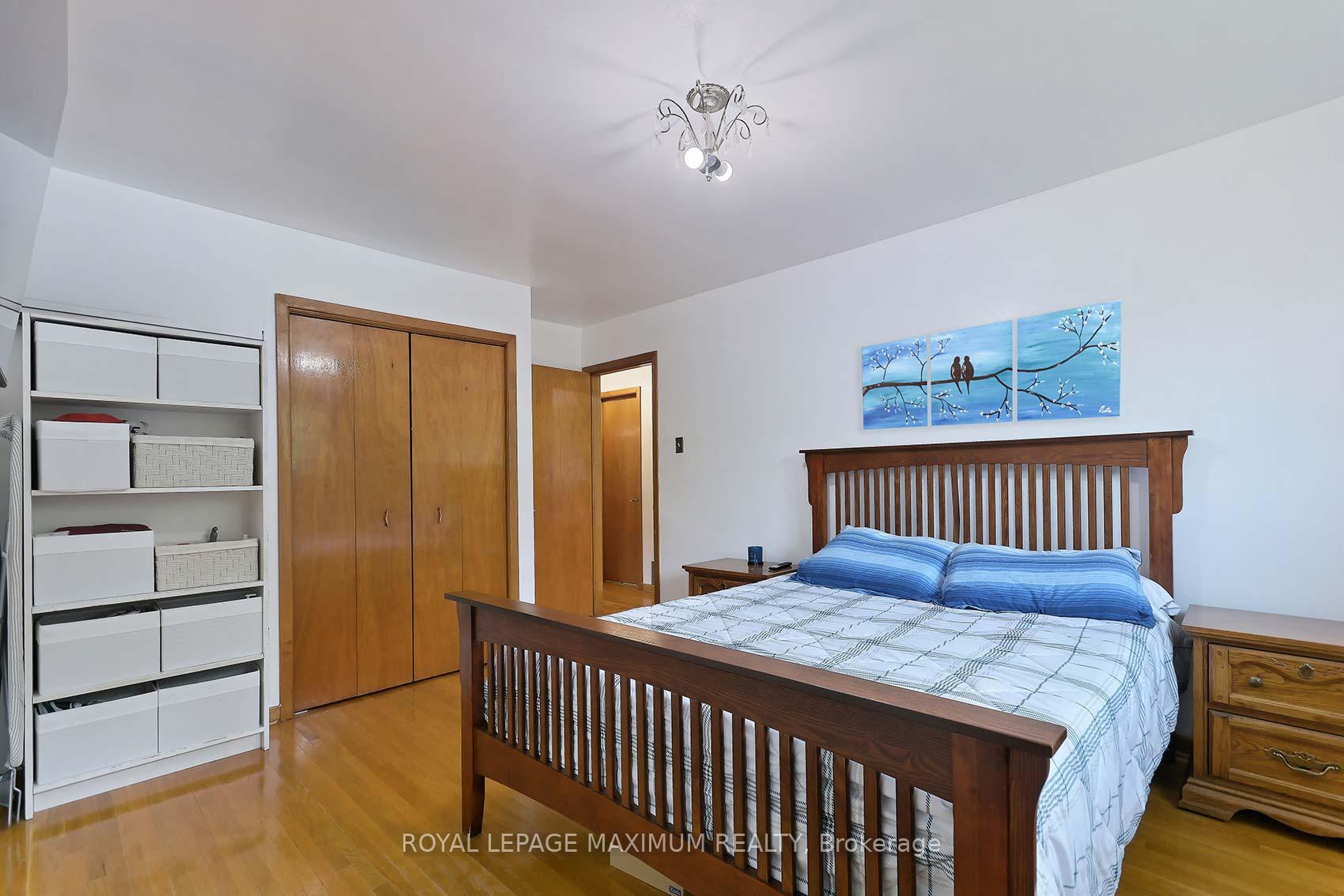 199 Cabana Dr, Toronto, ON M9L1L2 | 3 Bedroom 2 Bathroom Semi-Detached House | Image 19