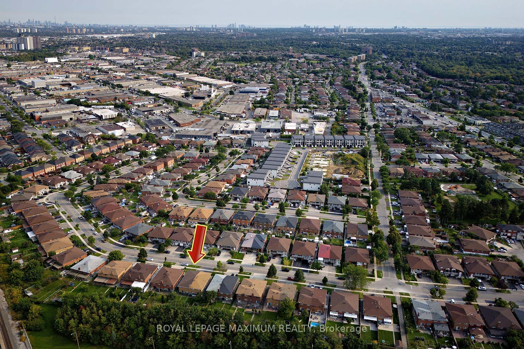 199 Cabana Dr, Toronto, ON M9L1L2 | 3 Bedroom 2 Bathroom Semi-Detached House | Image 40