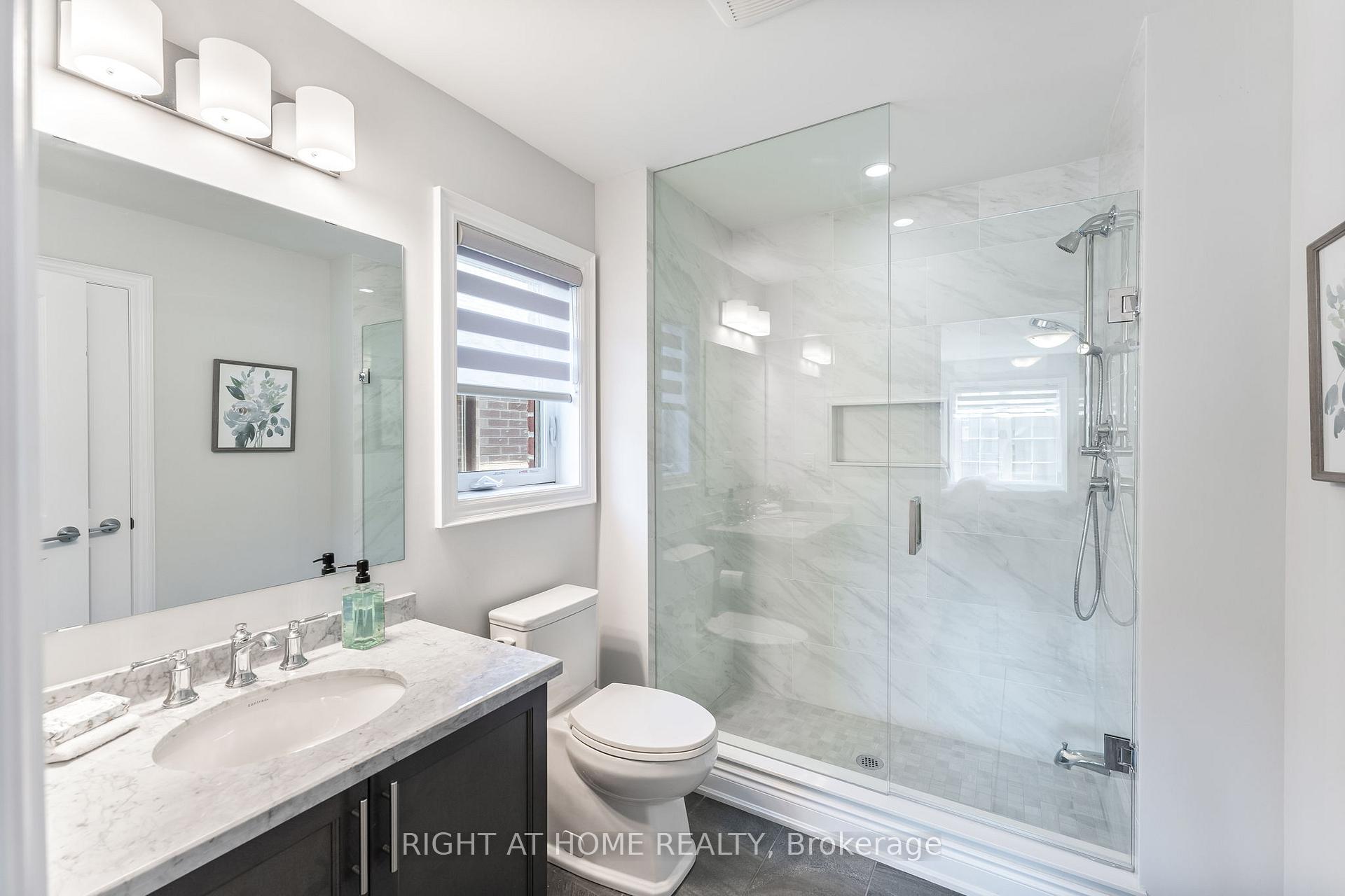 18 Kipling Grove Crt, Toronto, ON M9B0C6 | 3 Bedroom 4 Bathroom Detached House | Image 19