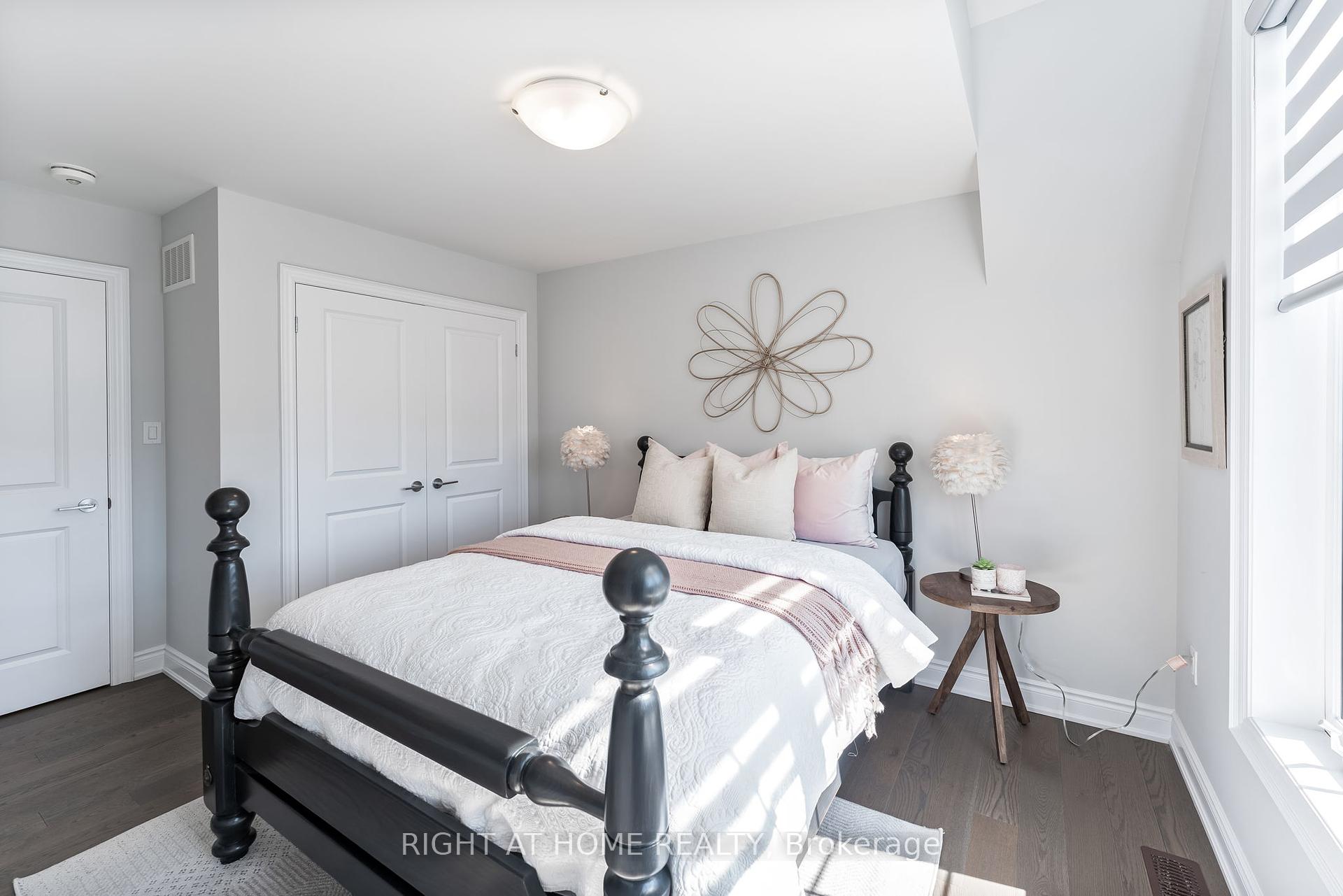 18 Kipling Grove Crt, Toronto, ON M9B0C6 | 3 Bedroom 4 Bathroom Detached House | Image 21