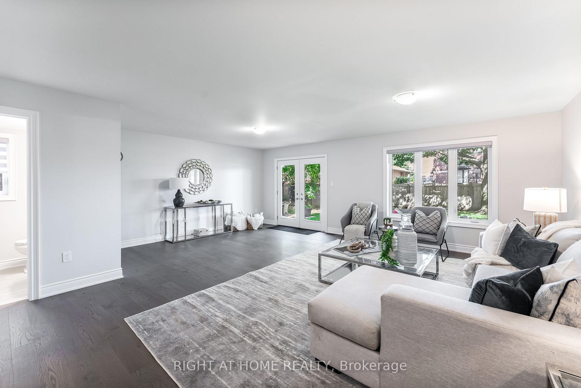 18 Kipling Grove Crt, Toronto, ON M9B0C6 | 3 Bedroom 4 Bathroom Detached House | Image 26