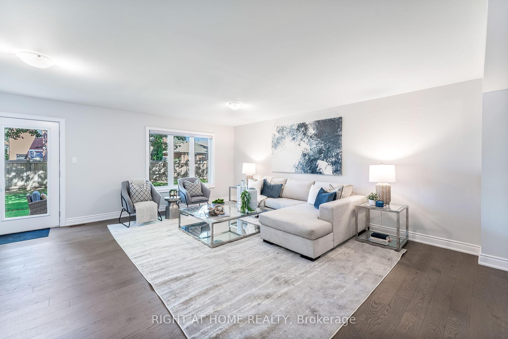 18 Kipling Grove Crt, Toronto, ON M9B0C6 | 3 Bedroom 4 Bathroom Detached House | Image 28