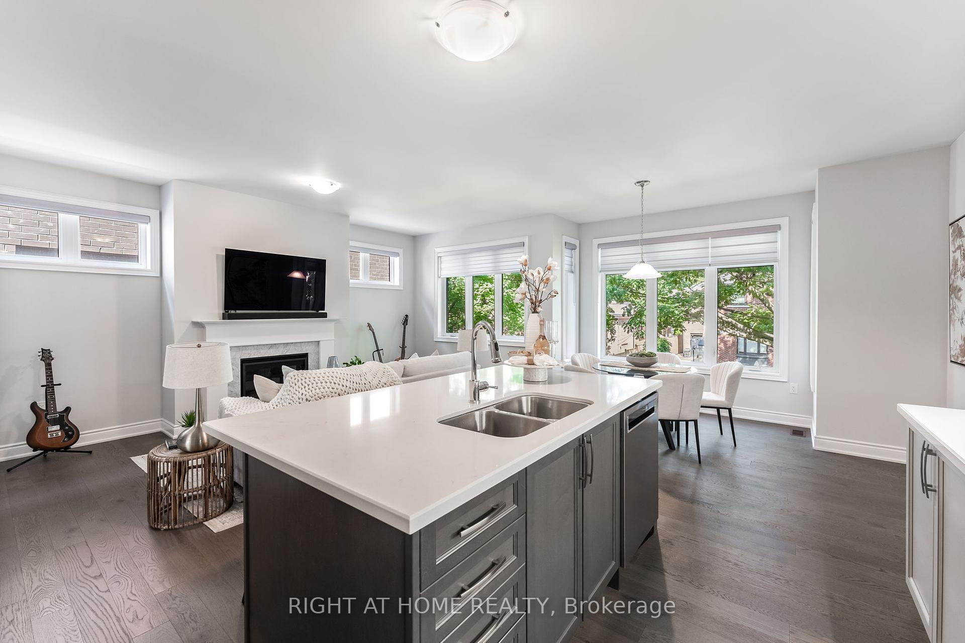 18 Kipling Grove Crt, Toronto, ON M9B0C6 | 3 Bedroom 4 Bathroom Detached House | Image 6