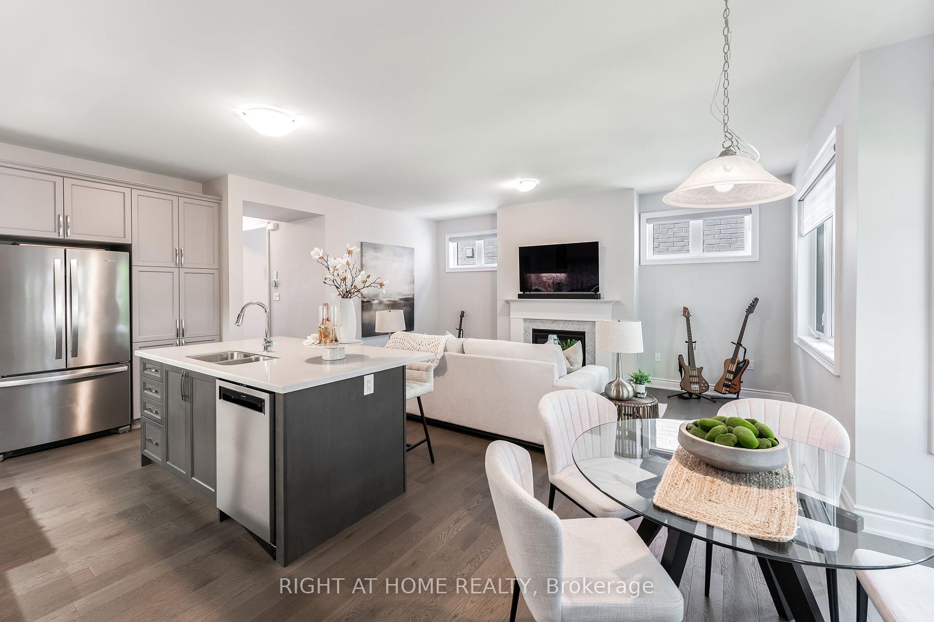 18 Kipling Grove Crt, Toronto, ON M9B0C6 | 3 Bedroom 4 Bathroom Detached House | Image 7