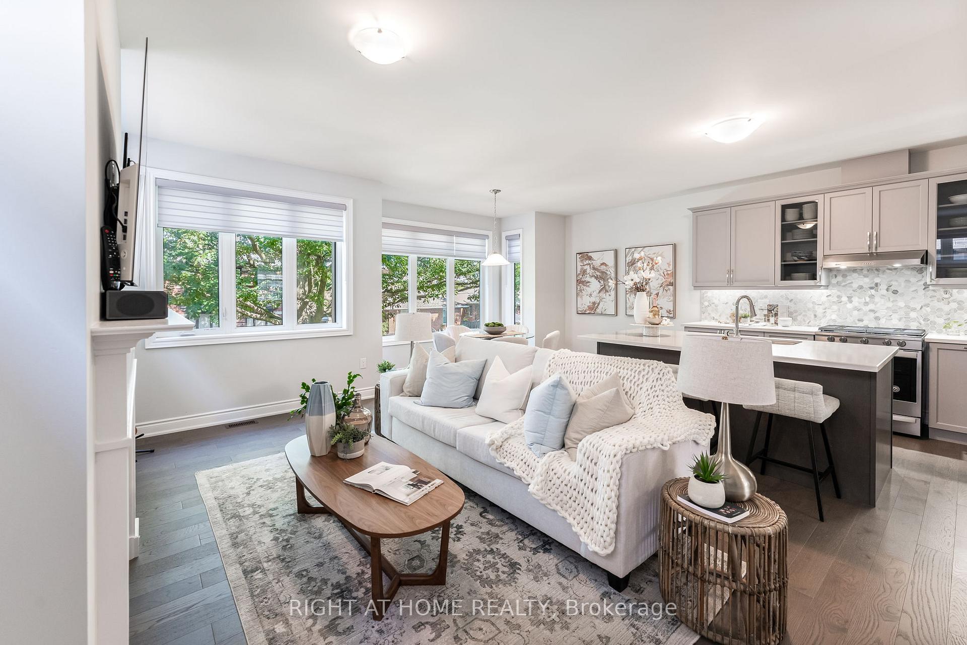 18 Kipling Grove Crt, Toronto, ON M9B0C6 | 3 Bedroom 4 Bathroom Detached House | Image 9