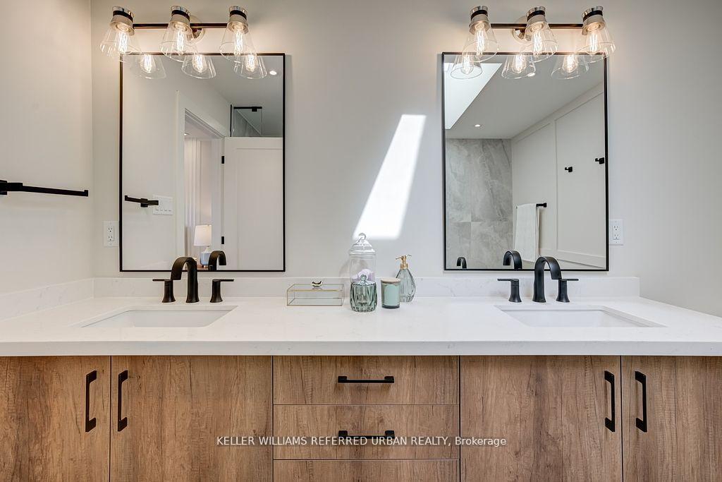 62 Ash Cres, Toronto, ON M8W1E6 | 3 Bedroom 4 Bathroom Detached House | Image 20