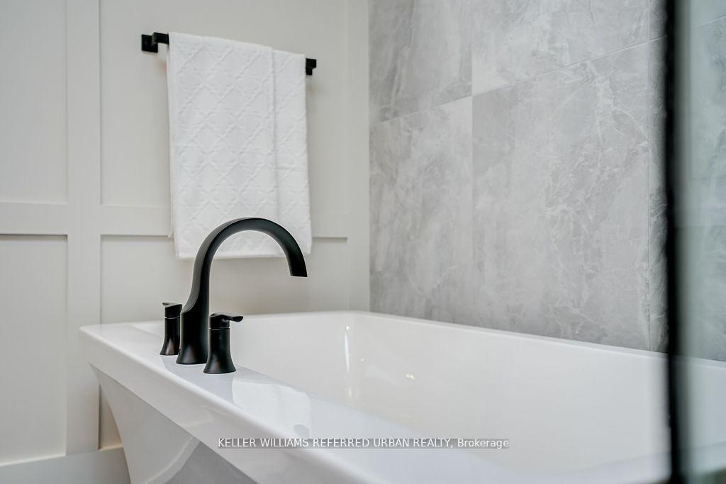62 Ash Cres, Toronto, ON M8W1E6 | 3 Bedroom 4 Bathroom Detached House | Image 21