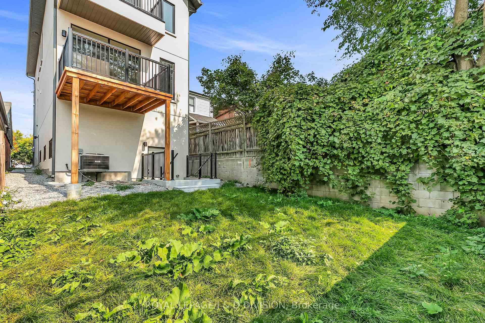 19 Lambton Ave, Toronto, ON M6N2S2 | 4 Bedroom 5 Bathroom Detached House | Image 39