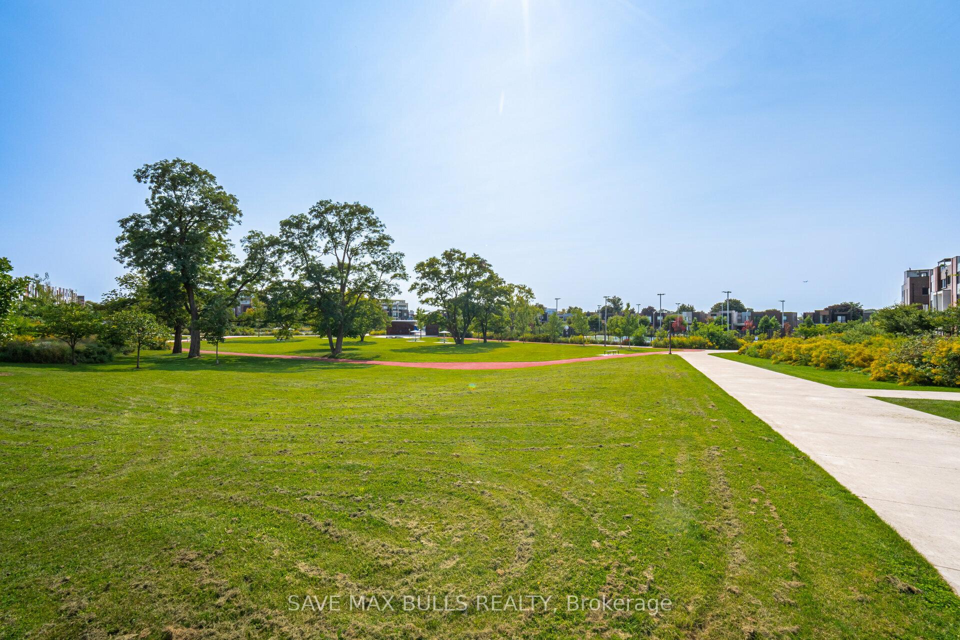 #8 - 55 Thomas Mulholland Dr, Toronto, ON M3K0A7 | 3 Bedroom 3 Bathroom Condo Townhouse | Image 25