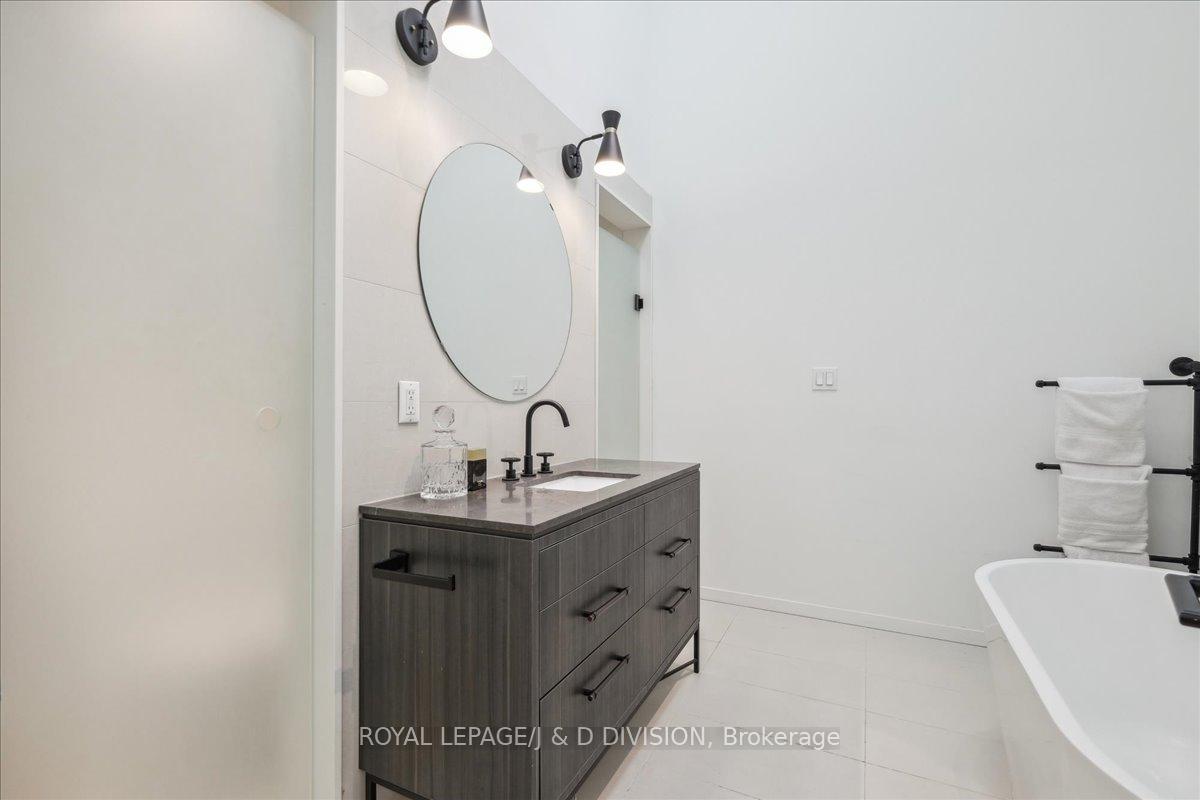 #TH 8 - 50 Bartlett Ave, Toronto, ON M6H3E6 | 2 Bedroom 3 Bathroom Condo Townhouse | Image 23