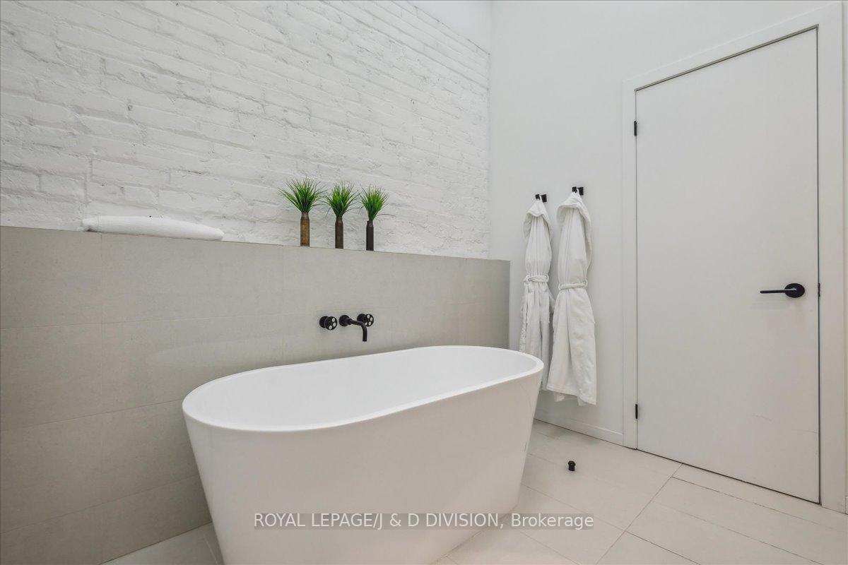 #TH 8 - 50 Bartlett Ave, Toronto, ON M6H3E6 | 2 Bedroom 3 Bathroom Condo Townhouse | Image 24