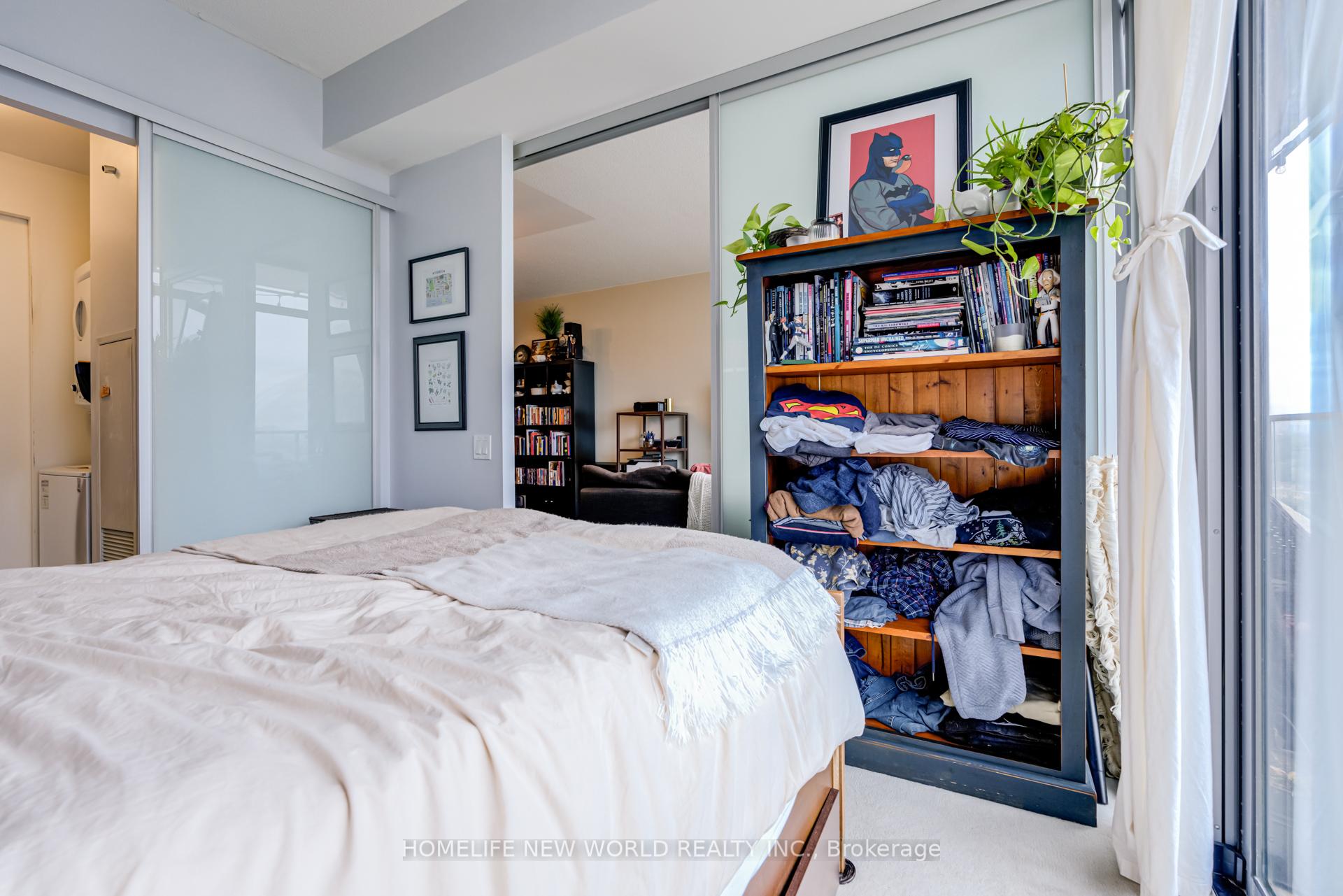 #2014 - 103 The Queensway Ave, Toronto, ON M6S5B3 | 1 Bedroom 1 Bathroom Condo Apt | Image 19