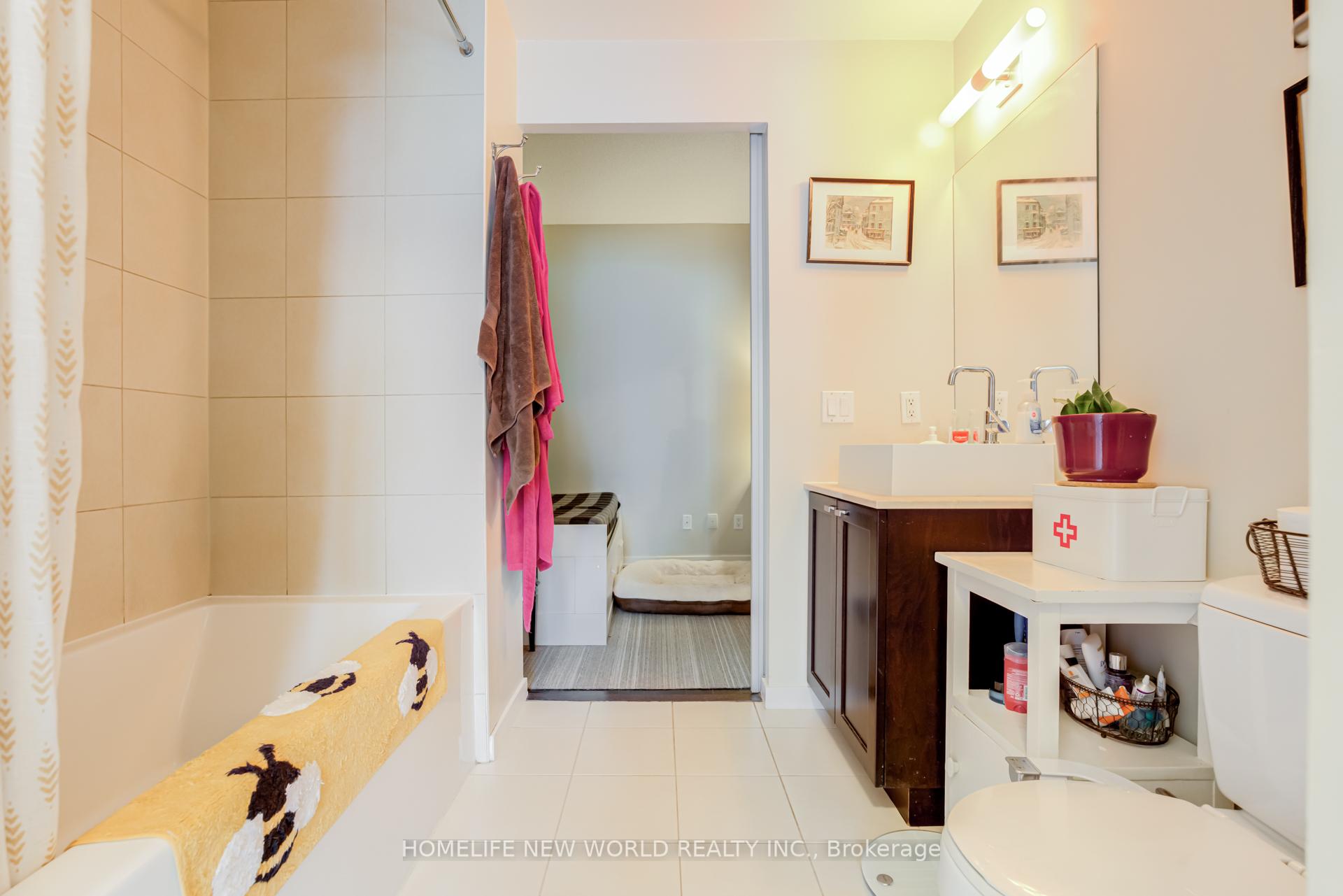 #2014 - 103 The Queensway Ave, Toronto, ON M6S5B3 | 1 Bedroom 1 Bathroom Condo Apt | Image 23