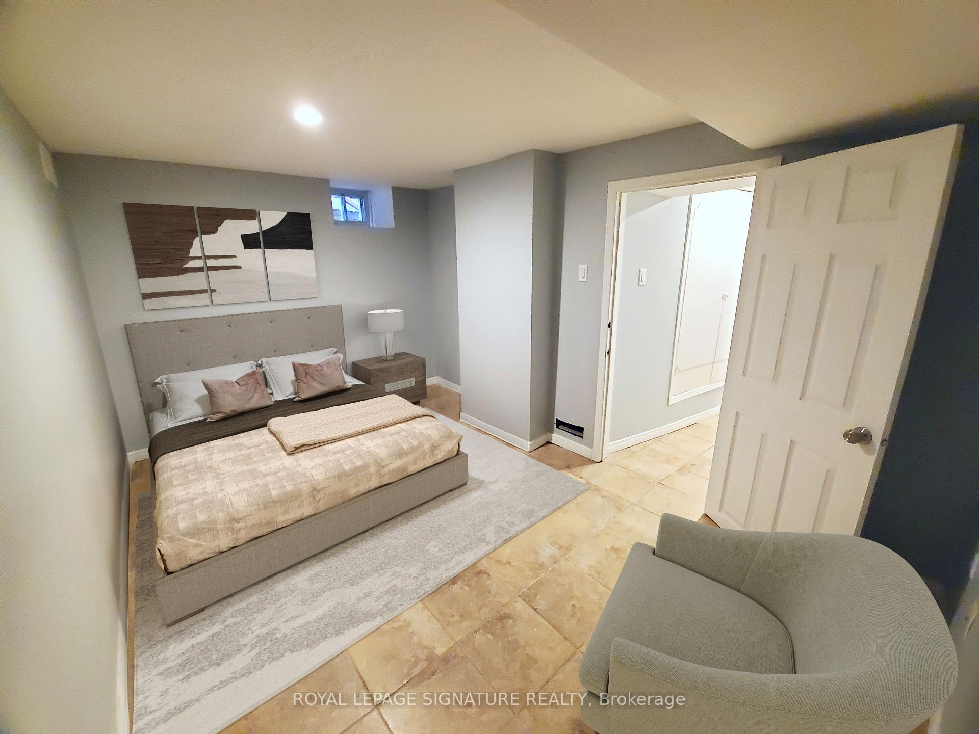 418 Margueretta St, Toronto, ON M6H3S5 | 6 Bedroom 4 Bathroom Detached House | Image 19