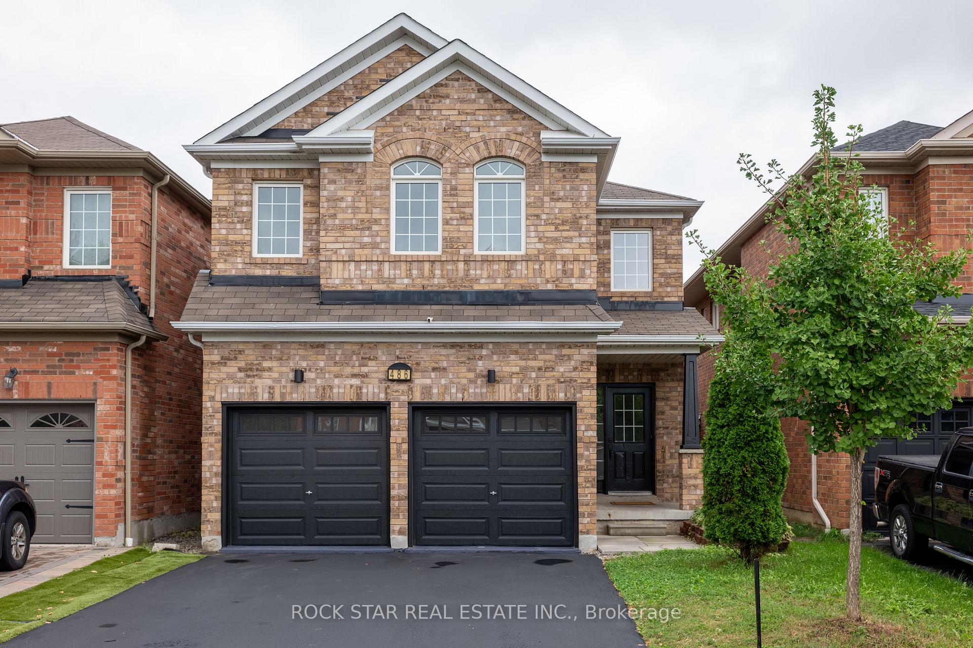 486 Acumen Crt, Mississauga, ON L5W0E2 | 4 Bedroom 3 Bathroom Detached House | Image 1