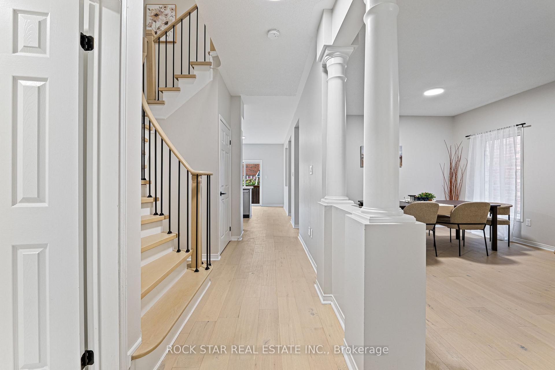 486 Acumen Crt, Mississauga, ON L5W0E2 | 4 Bedroom 3 Bathroom Detached House | Image 13