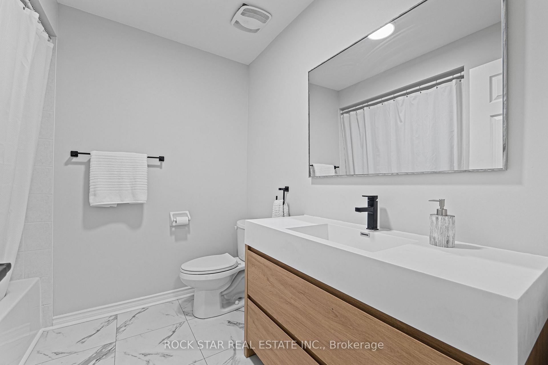 486 Acumen Crt, Mississauga, ON L5W0E2 | 4 Bedroom 3 Bathroom Detached House | Image 27