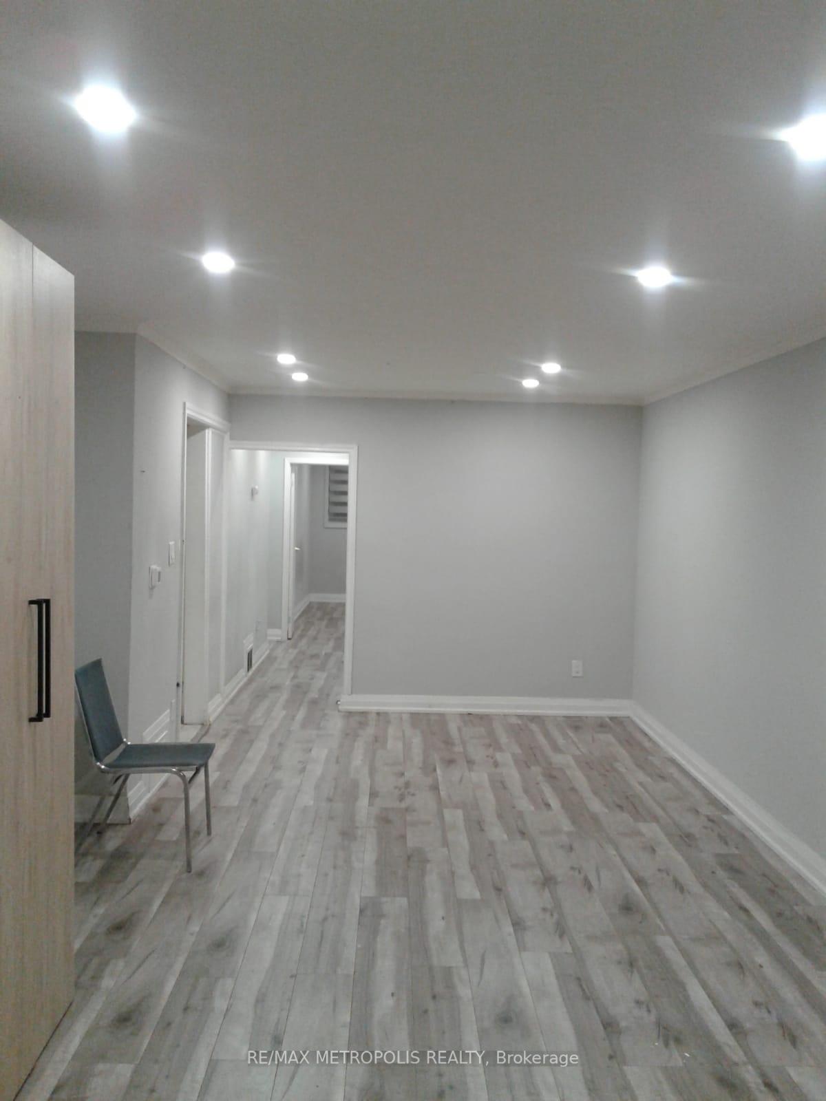 65 Elnathan Cres, Toronto, ON M9L2G2 | 3 Bedroom 4 Bathroom Semi-Detached House | Image 4