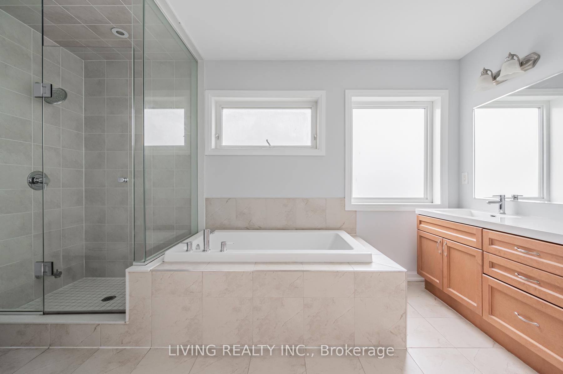 21 Caroline Carpenter Grve, Toronto, ON M3K0B1 | 3 Bedroom 3 Bathroom Condo Townhouse | Image 27